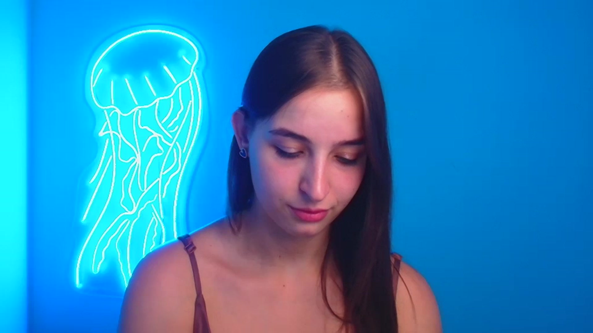 Gallery image thumbnail from Lilli_Fun's myfreecams stream on, 09/17/2024, 04:45 image 4 of 20