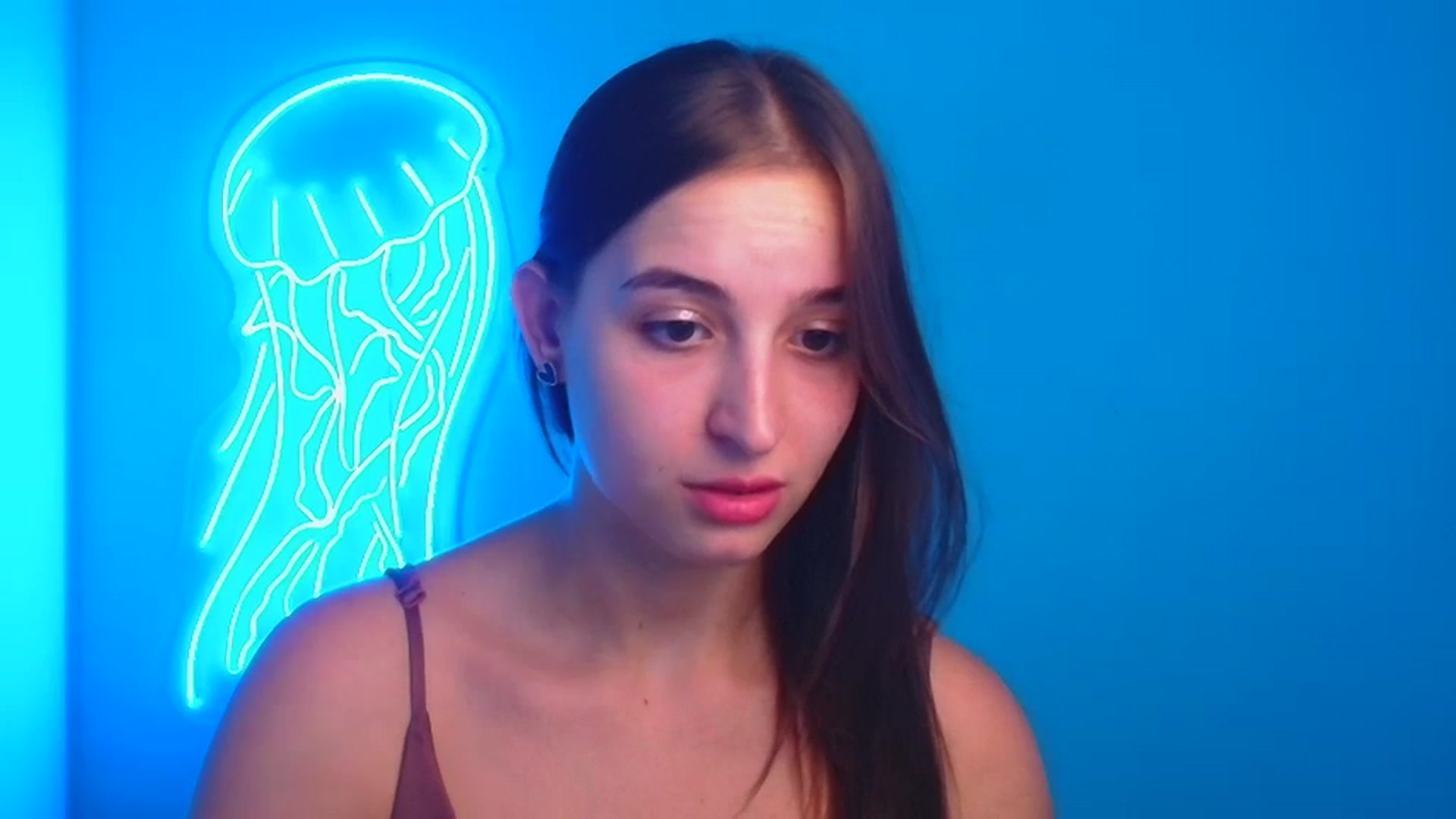 Gallery image thumbnail from Lilli_Fun's myfreecams stream on, 09/17/2024, 04:45 image 11 of 20