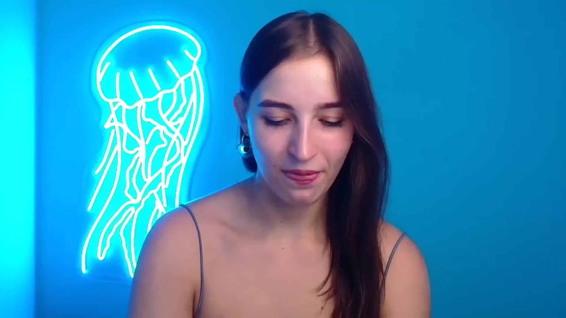 Gallery image thumbnail from Lilli_Fun's myfreecams stream on, 09/22/2024, 12:40 image 15 of 20