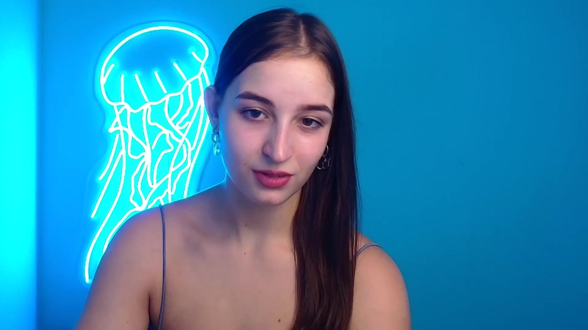 Gallery image thumbnail from Lilli_Fun's myfreecams stream on, 09/22/2024, 12:40 image 6 of 20