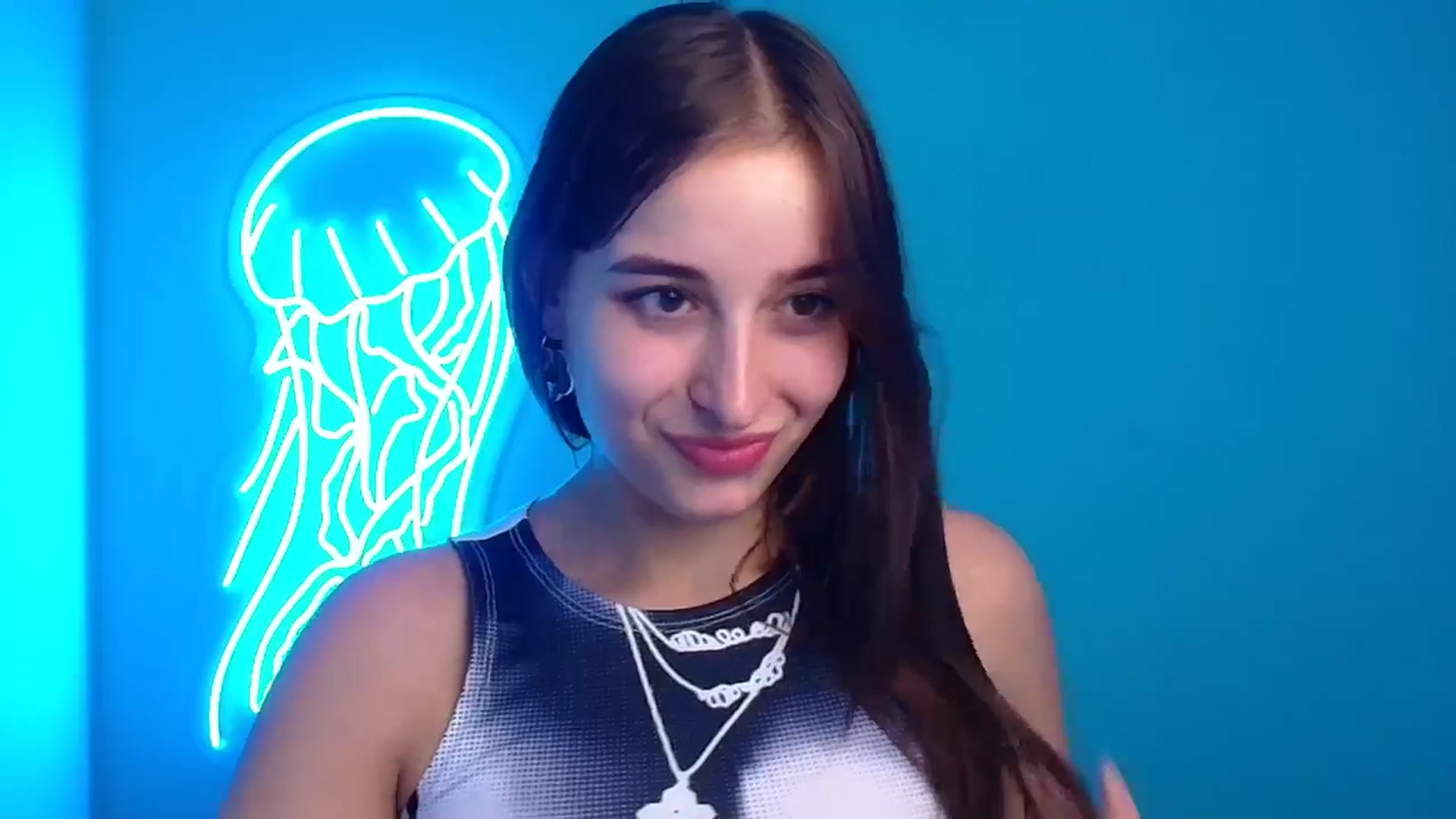 Gallery image thumbnail from Lilli_Fun's myfreecams stream on, 09/22/2024, 15:29 image 17 of 20