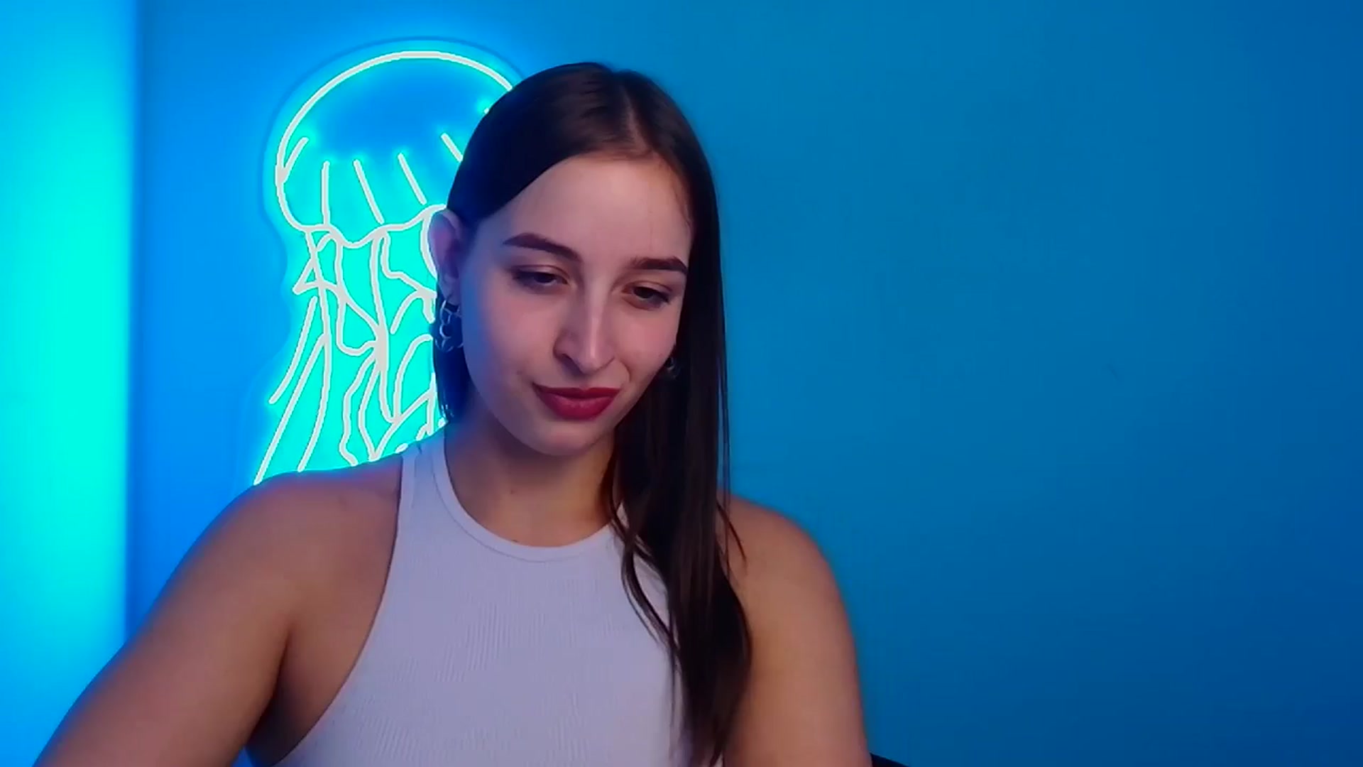 Gallery image thumbnail from Lilli_Fun's myfreecams stream on, 09/23/2024, 20:32 image 18 of 20