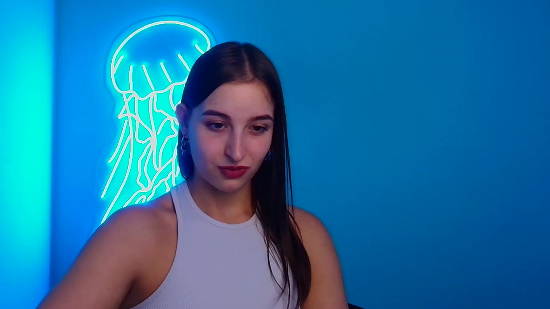 Gallery image thumbnail from Lilli_Fun's myfreecams stream on, 09/23/2024, 20:32 image 17 of 20