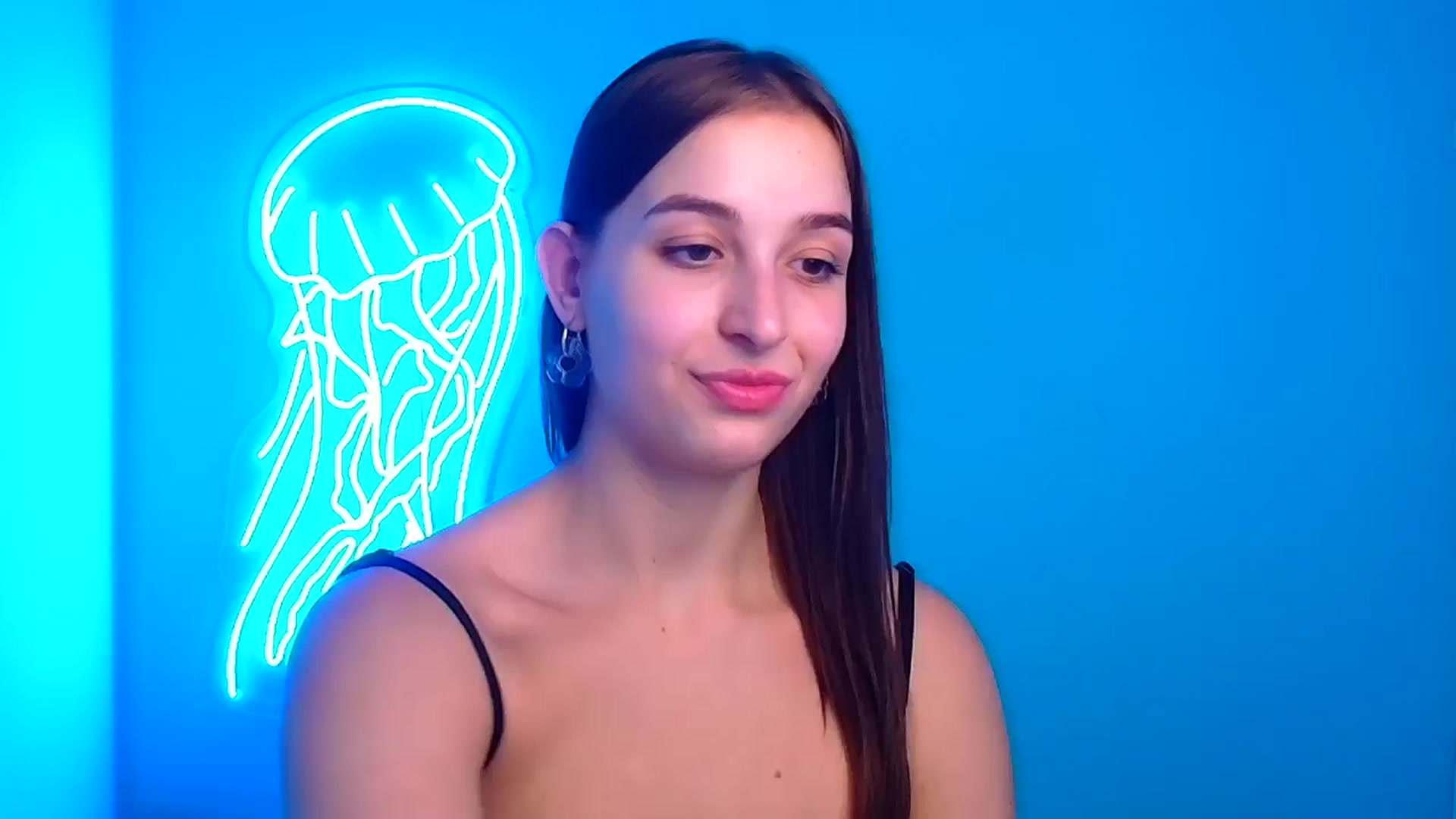 Gallery image thumbnail from Lilli_Fun's myfreecams stream on, 09/27/2024, 16:42 image 6 of 20