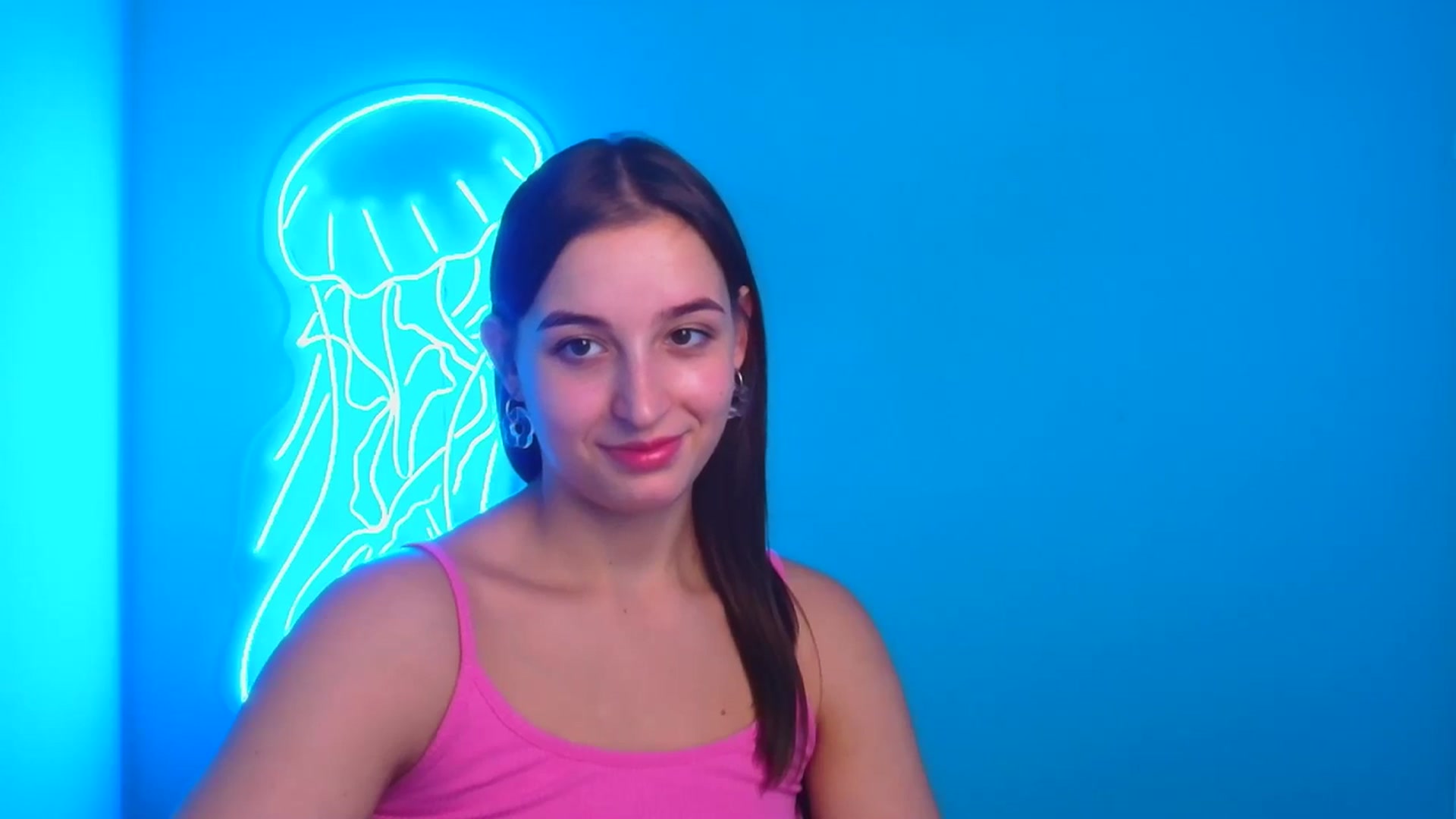 Gallery image thumbnail from Lilli_Fun's myfreecams stream on, 09/28/2024, 08:49 image 12 of 20