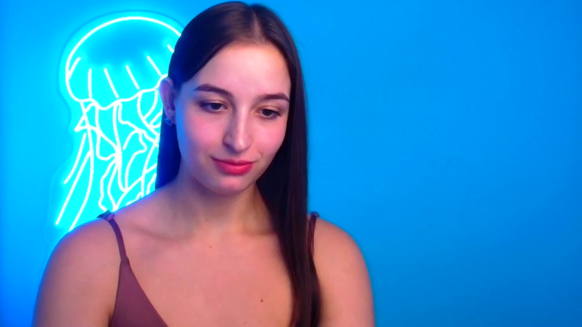 Gallery image thumbnail from Lilli_Fun's myfreecams stream on, 09/30/2024, 10:48 image 12 of 20