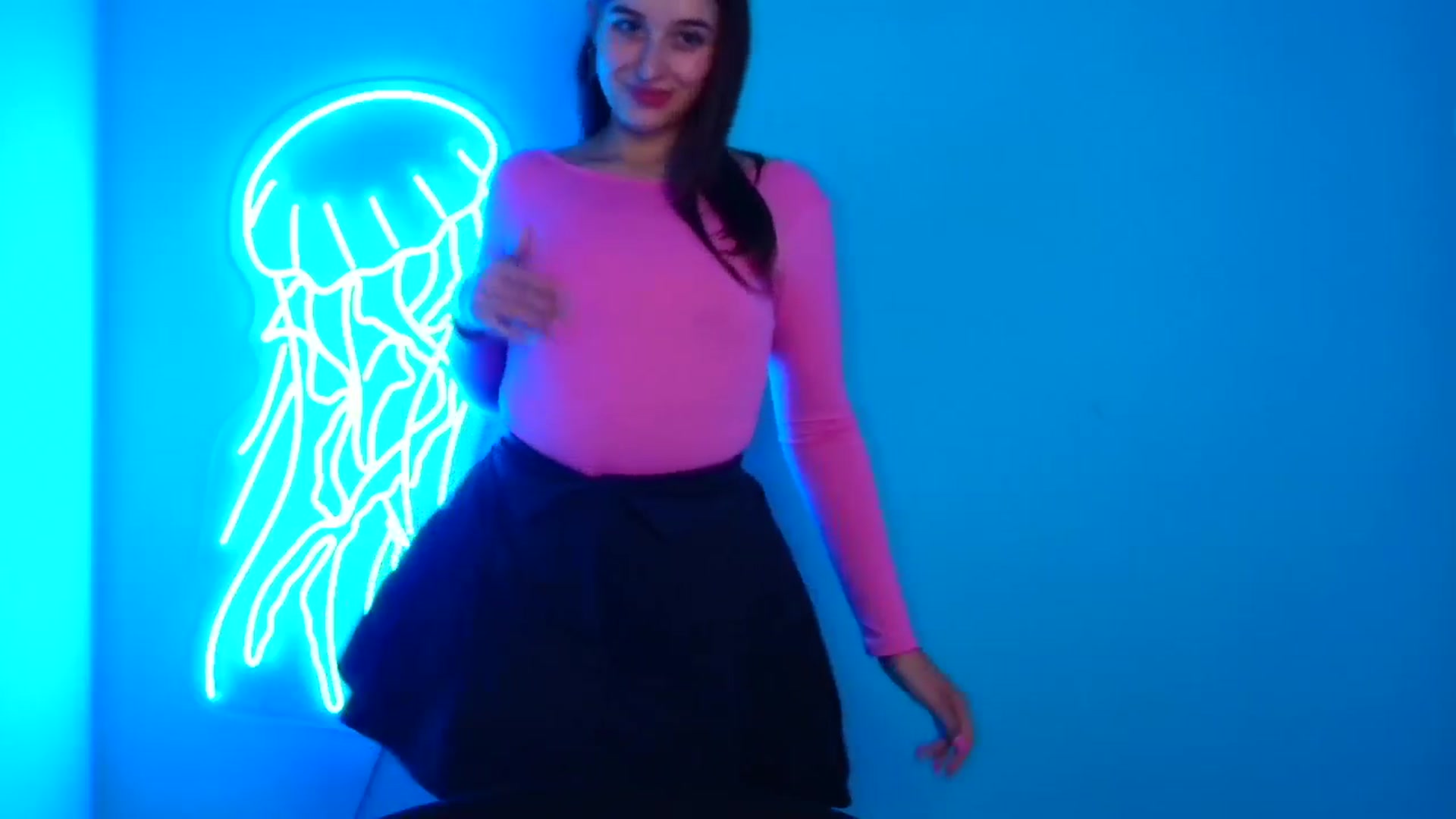 Gallery image thumbnail from Lilli_Fun's myfreecams stream on, 10/06/2024, 15:08 image 15 of 20