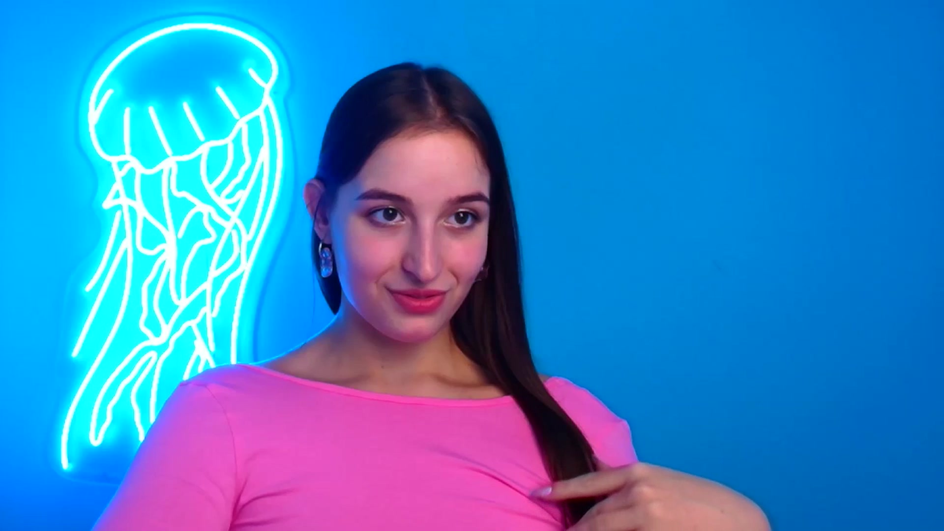 Gallery image thumbnail from Lilli_Fun's myfreecams stream on, 10/06/2024, 19:00 image 4 of 20