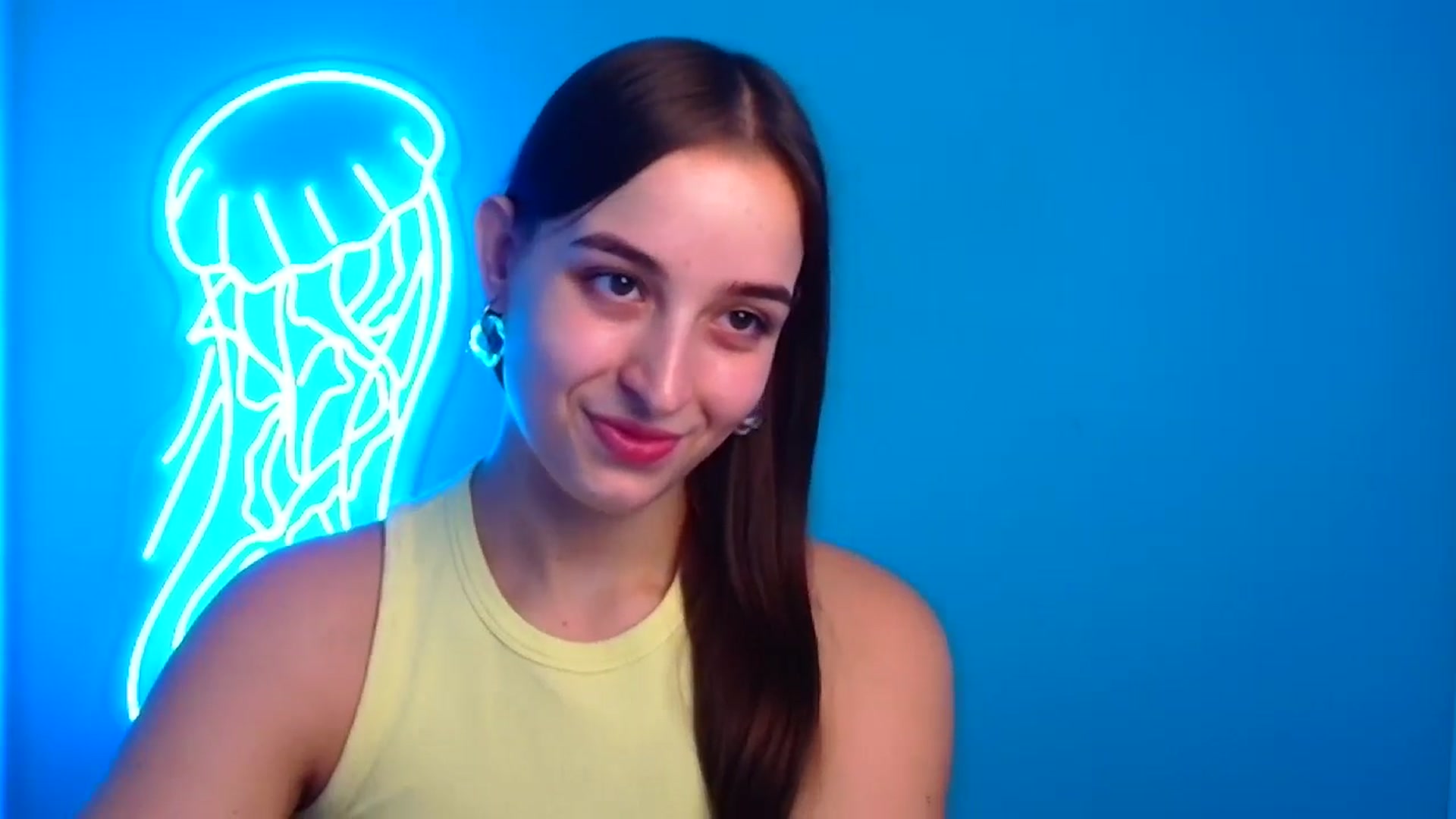 Gallery image thumbnail from Lilli_Fun's myfreecams stream on, 10/15/2024, 12:03 image 15 of 20