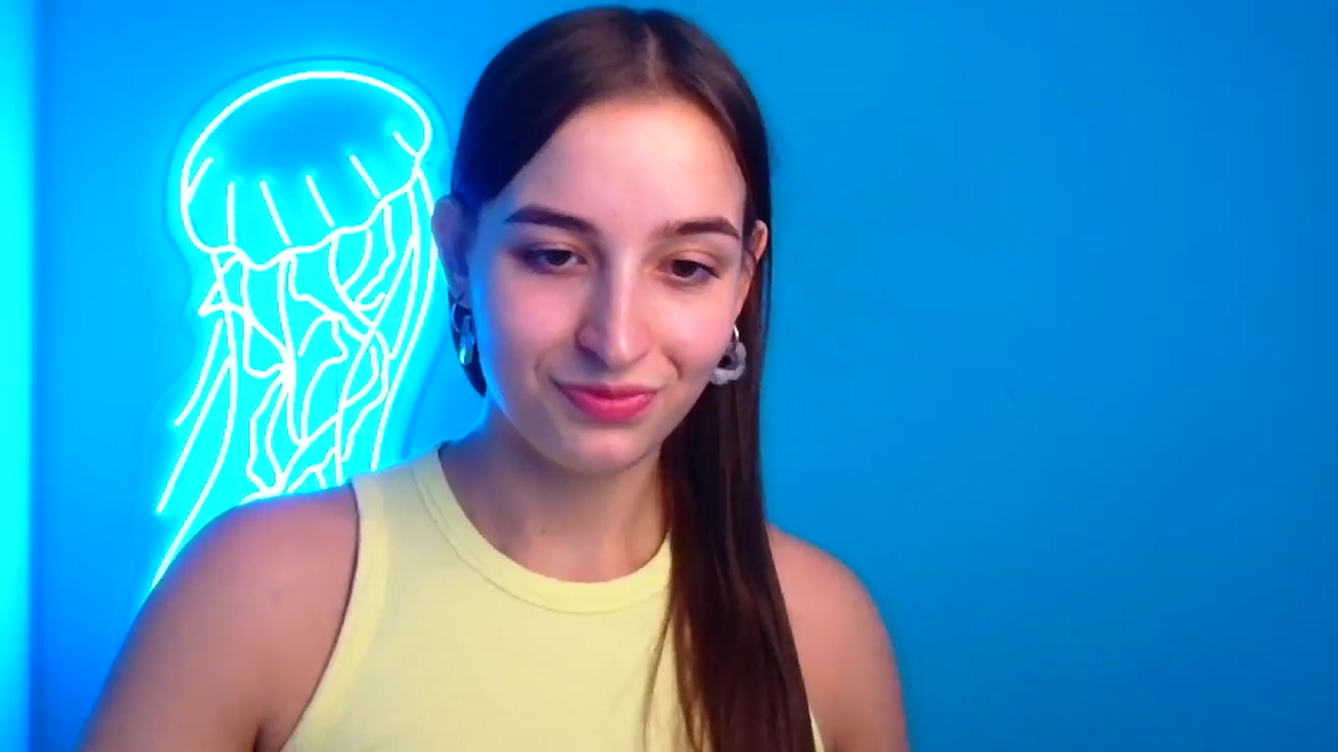 Gallery image thumbnail from Lilli_Fun's myfreecams stream on, 10/15/2024, 13:47 image 3 of 20