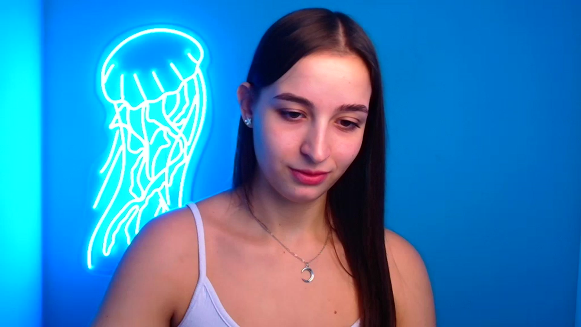 Gallery image thumbnail from Lilli_Fun's myfreecams stream on, 10/21/2024, 07:40 image 20 of 20