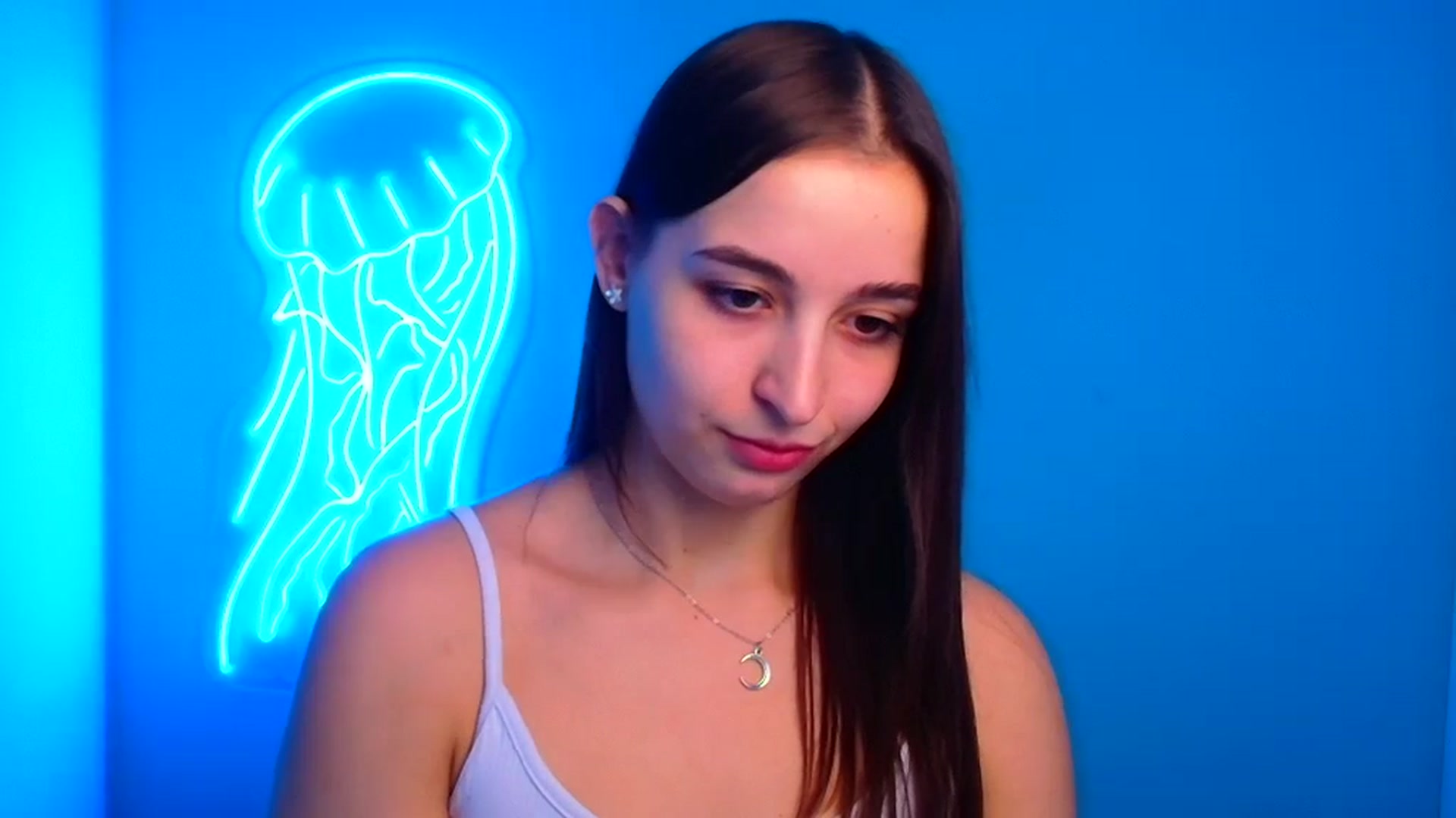 Gallery image thumbnail from Lilli_Fun's myfreecams stream on, 10/21/2024, 07:40 image 18 of 20