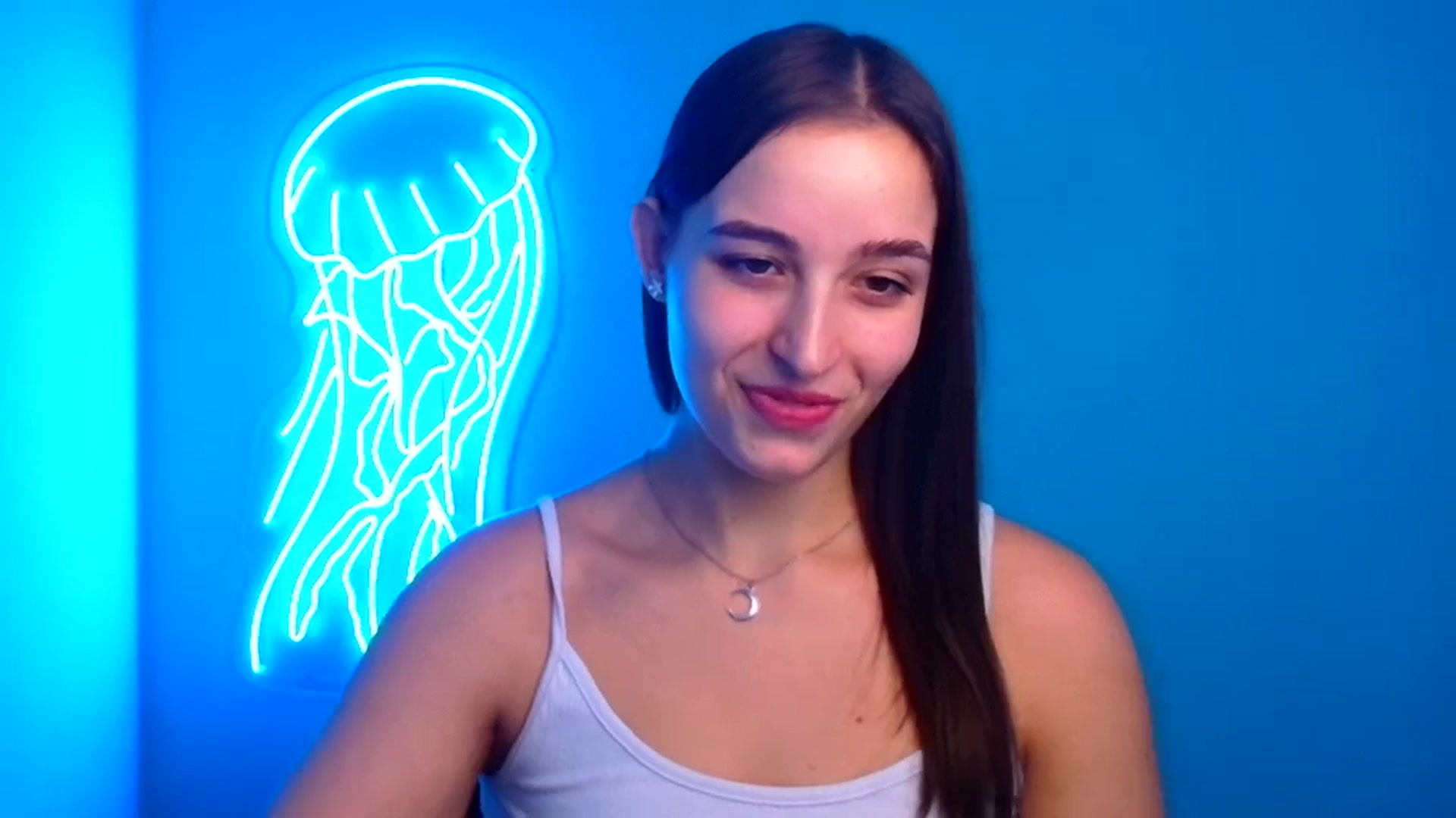 Gallery image thumbnail from Lilli_Fun's myfreecams stream on, 10/21/2024, 09:00 image 9 of 20