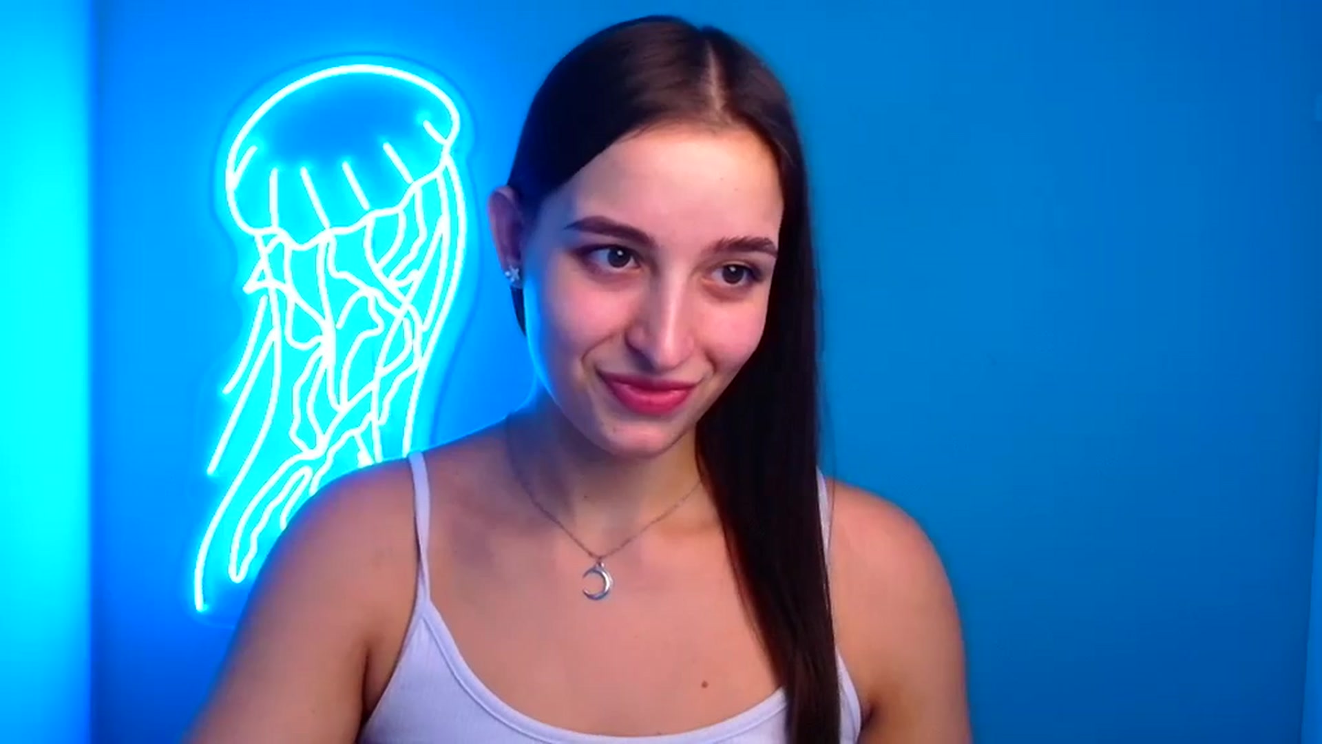Gallery image thumbnail from Lilli_Fun's myfreecams stream on, 10/21/2024, 09:00 image 8 of 20