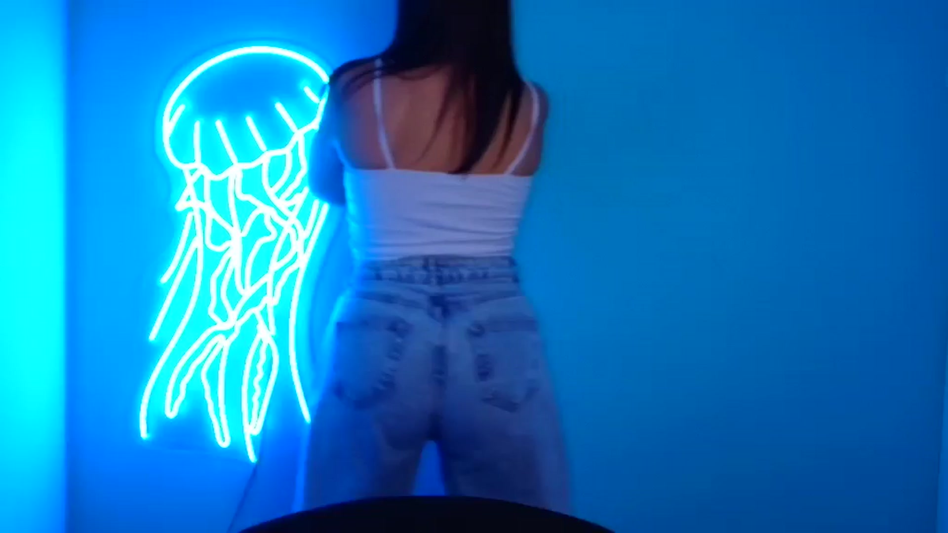Gallery image thumbnail from Lilli_Fun's myfreecams stream on, 10/21/2024, 09:00 image 5 of 20