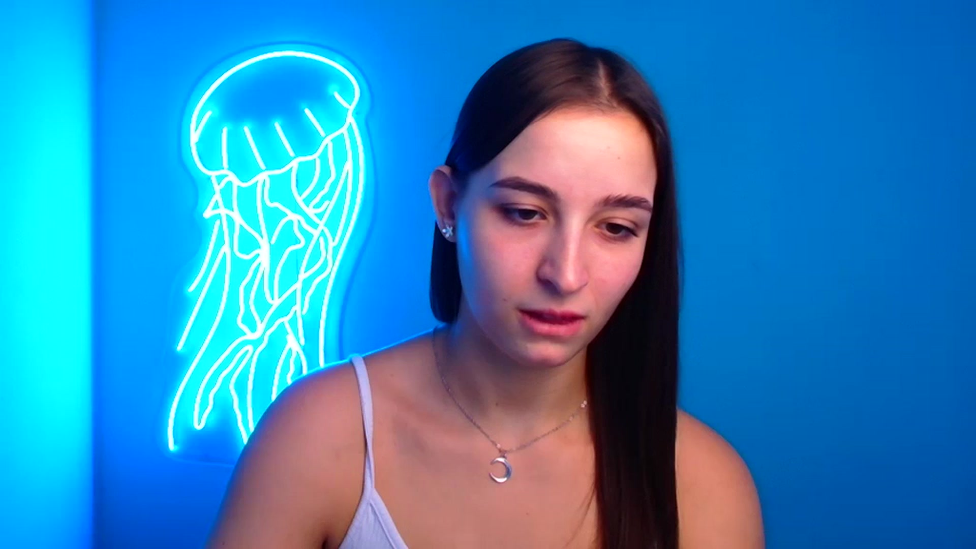 Gallery image thumbnail from Lilli_Fun's myfreecams stream on, 10/21/2024, 09:00 image 10 of 20
