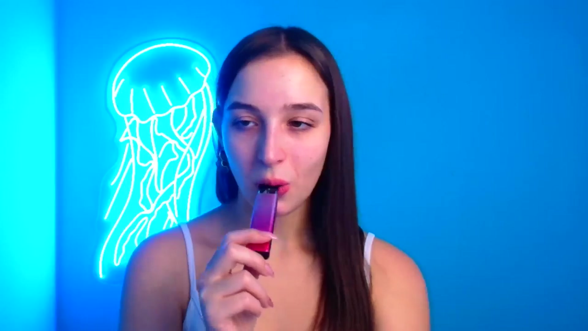 Gallery image thumbnail from Lilli_Fun's myfreecams stream on, 10/27/2024, 12:39 image 7 of 20