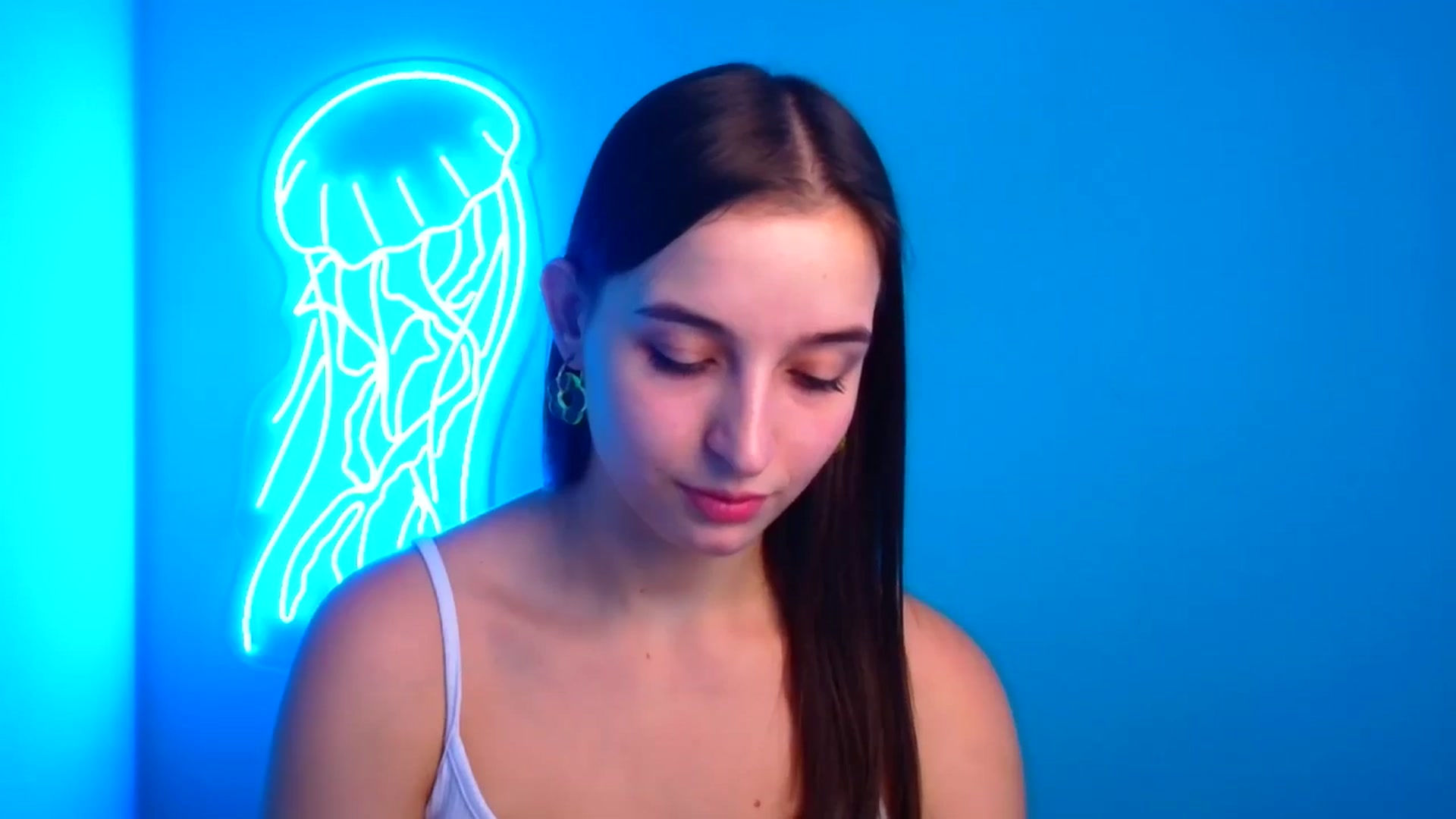 Gallery image thumbnail from Lilli_Fun's myfreecams stream on, 10/27/2024, 14:00 image 8 of 20
