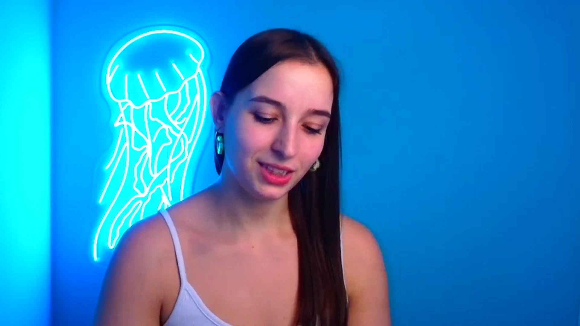 Gallery image thumbnail from Lilli_Fun's myfreecams stream on, 10/27/2024, 17:36 image 17 of 20