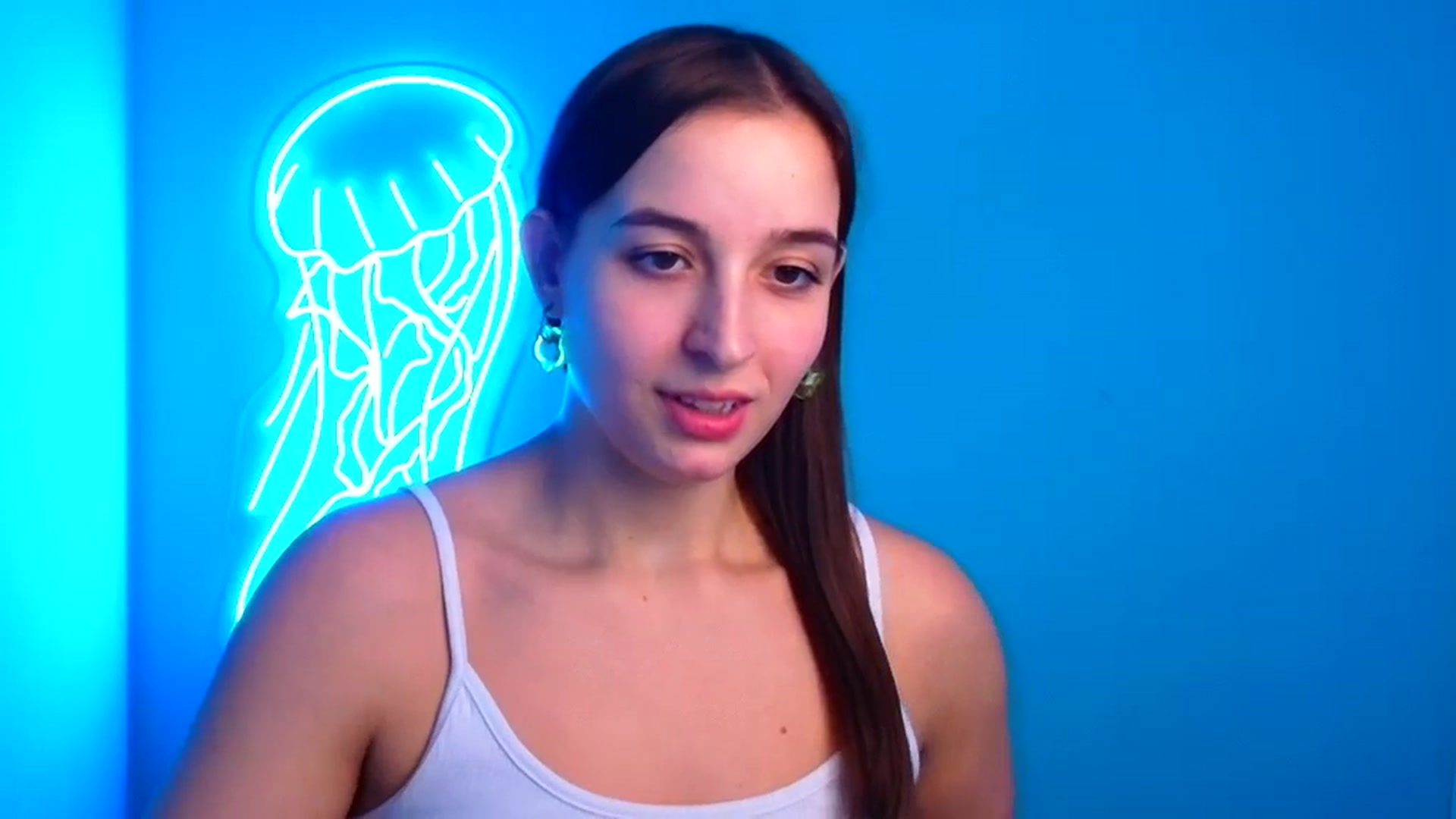 Gallery image thumbnail from Lilli_Fun's myfreecams stream on, 10/27/2024, 17:36 image 18 of 20