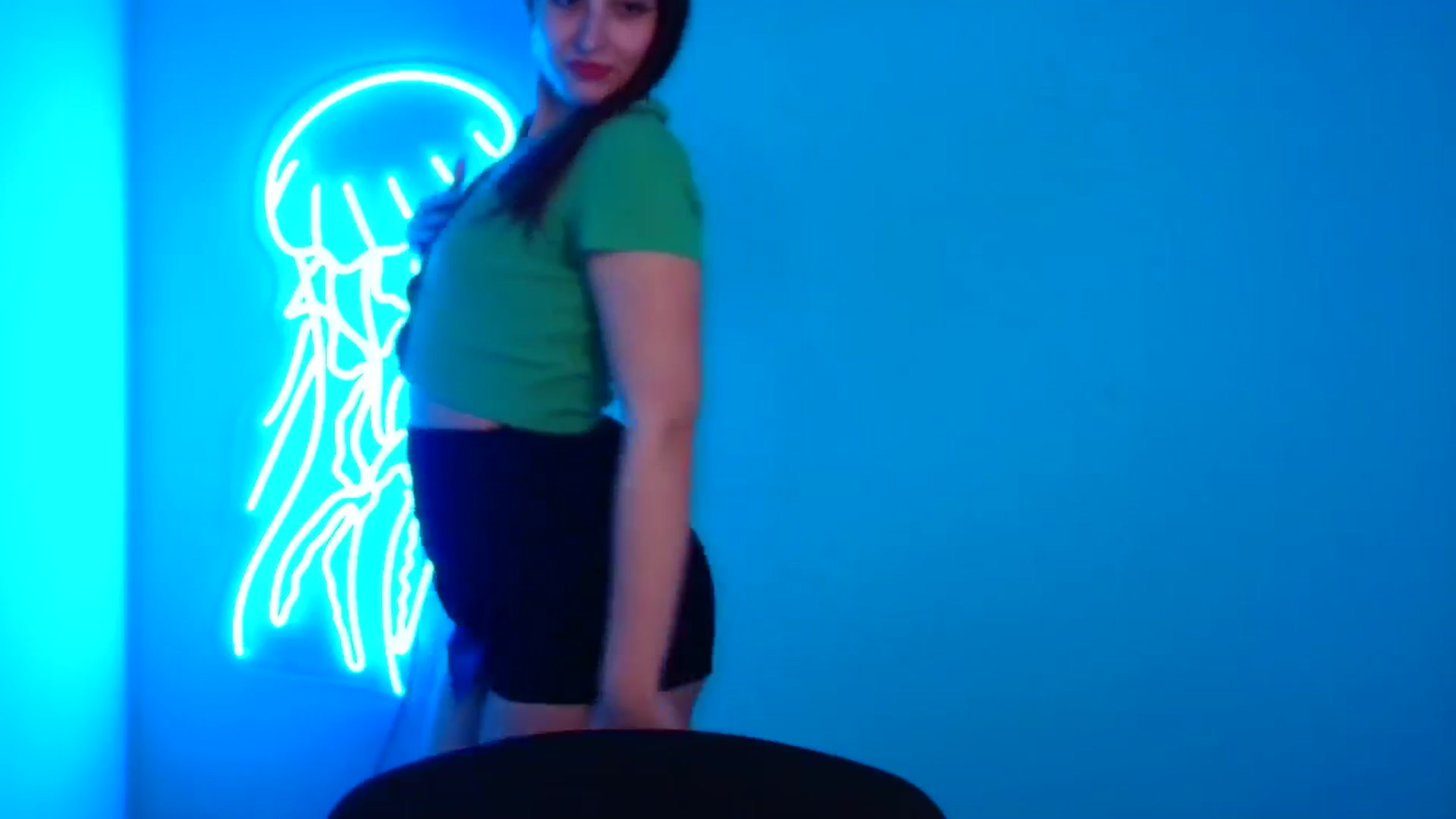 Gallery image thumbnail from Lilli_Fun's myfreecams stream on, 10/28/2024, 09:21 image 13 of 20