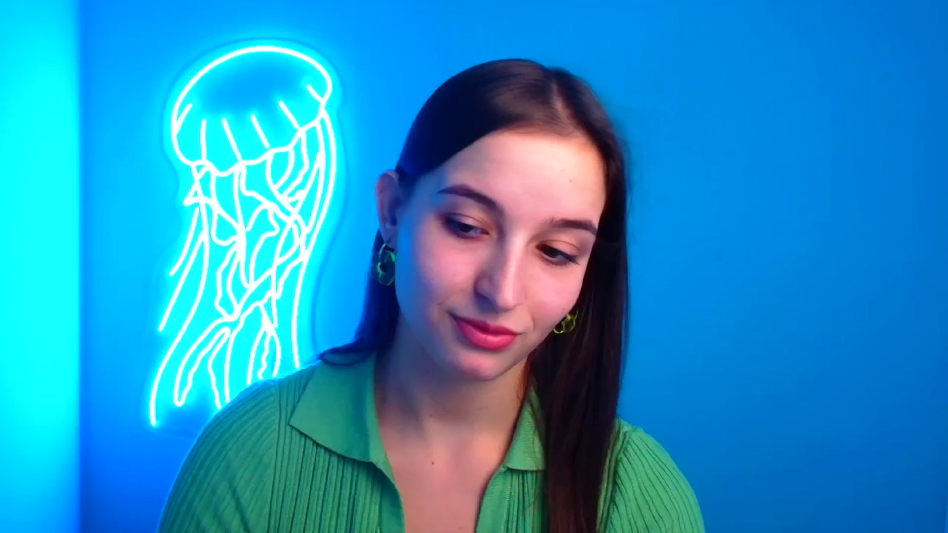 Gallery image thumbnail from Lilli_Fun's myfreecams stream on, 10/28/2024, 10:45 image 9 of 20