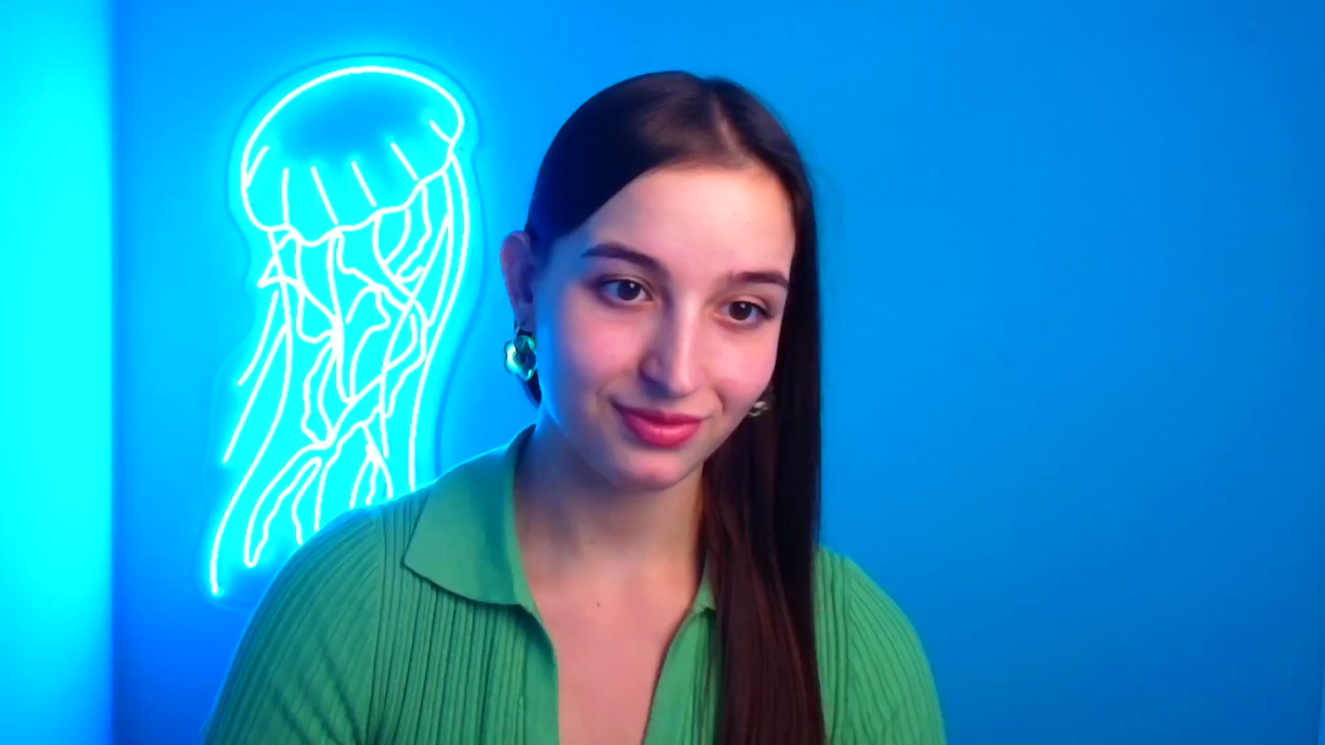 Gallery image thumbnail from Lilli_Fun's myfreecams stream on, 10/28/2024, 10:45 image 15 of 20