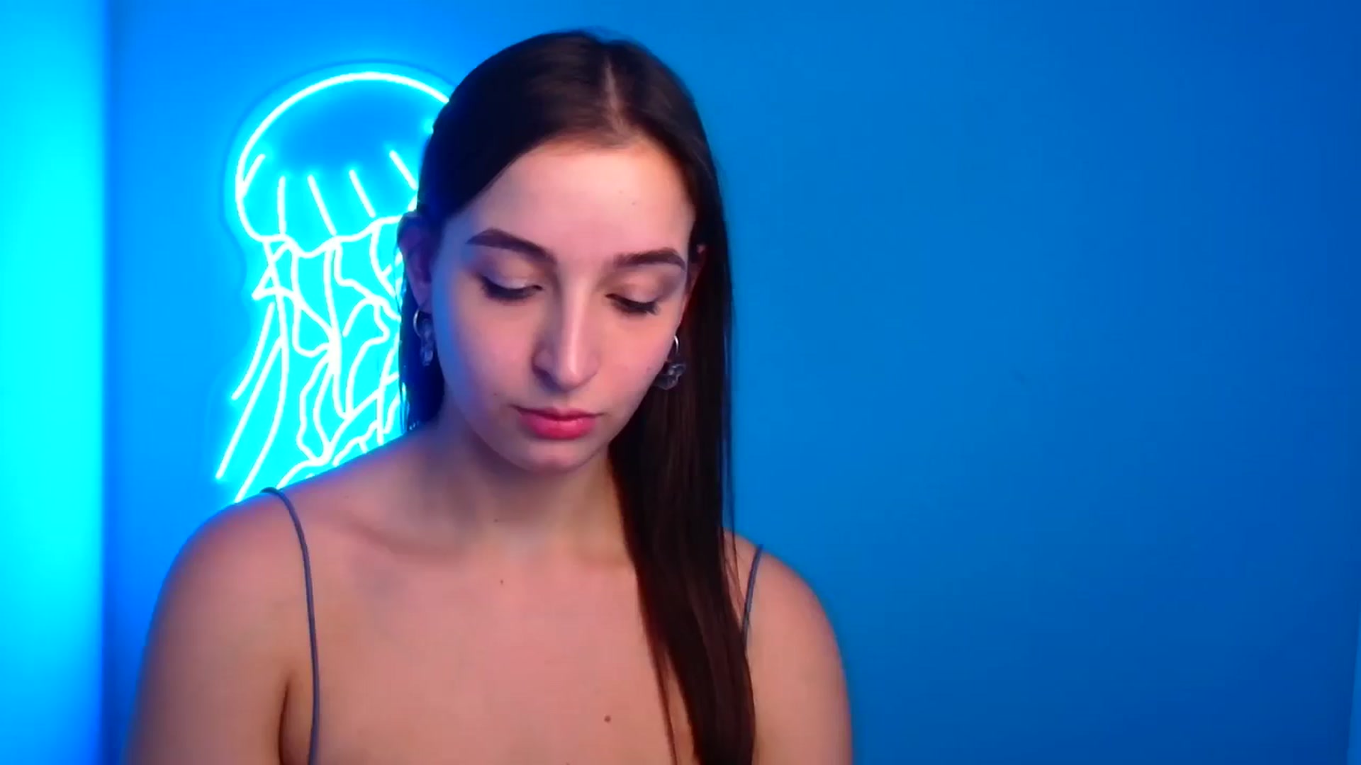 Gallery image thumbnail from Lilli_Fun's myfreecams stream on, 11/01/2024, 15:25 image 9 of 20
