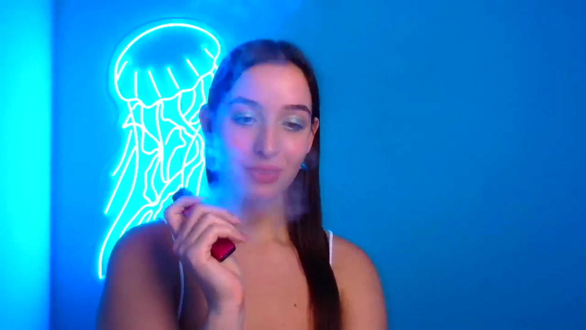Gallery image thumbnail from Lilli_Fun's myfreecams stream on, 11/03/2024, 18:06 image 17 of 20