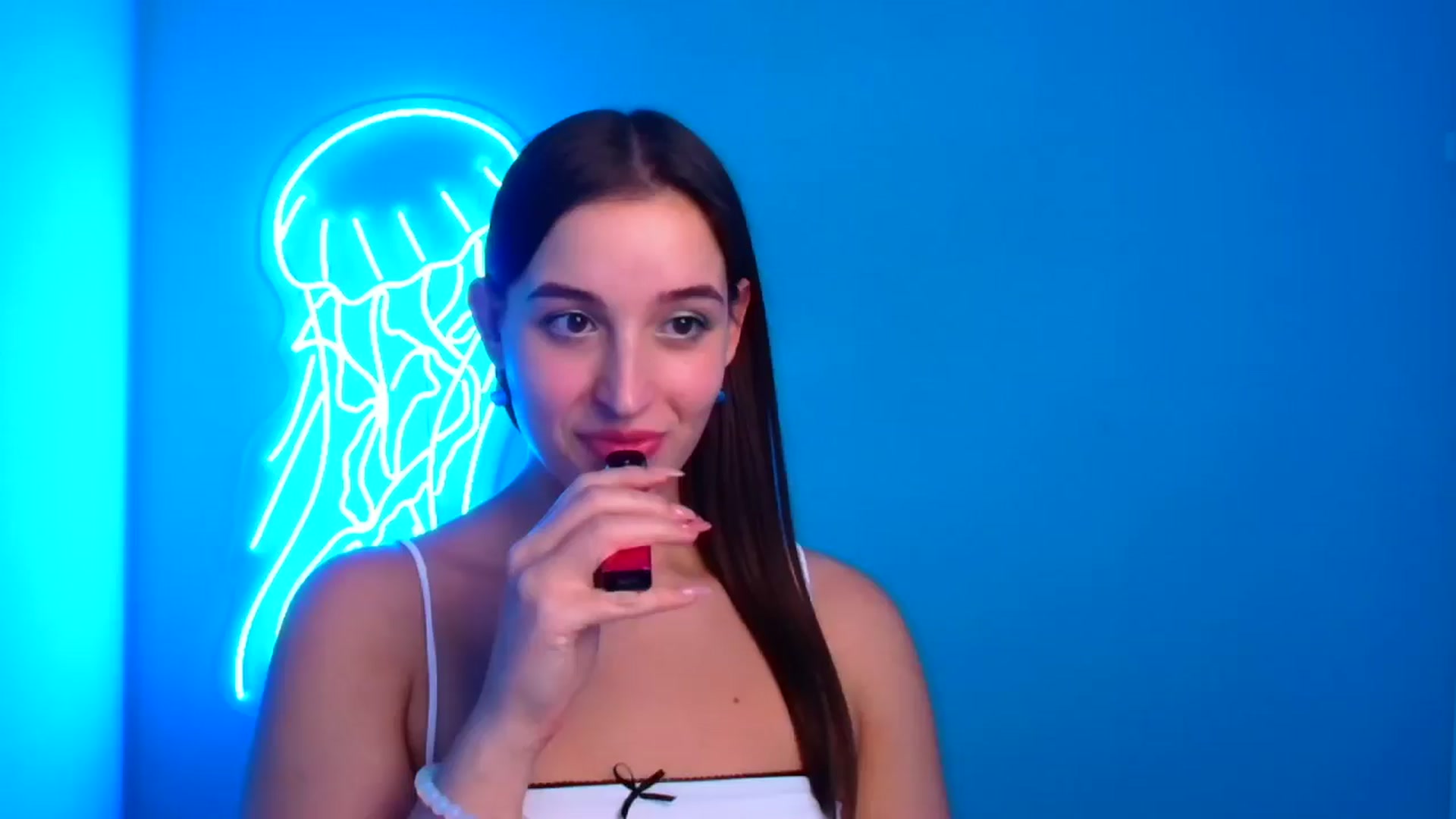 Gallery image thumbnail from Lilli_Fun's myfreecams stream on, 11/03/2024, 18:06 image 13 of 20