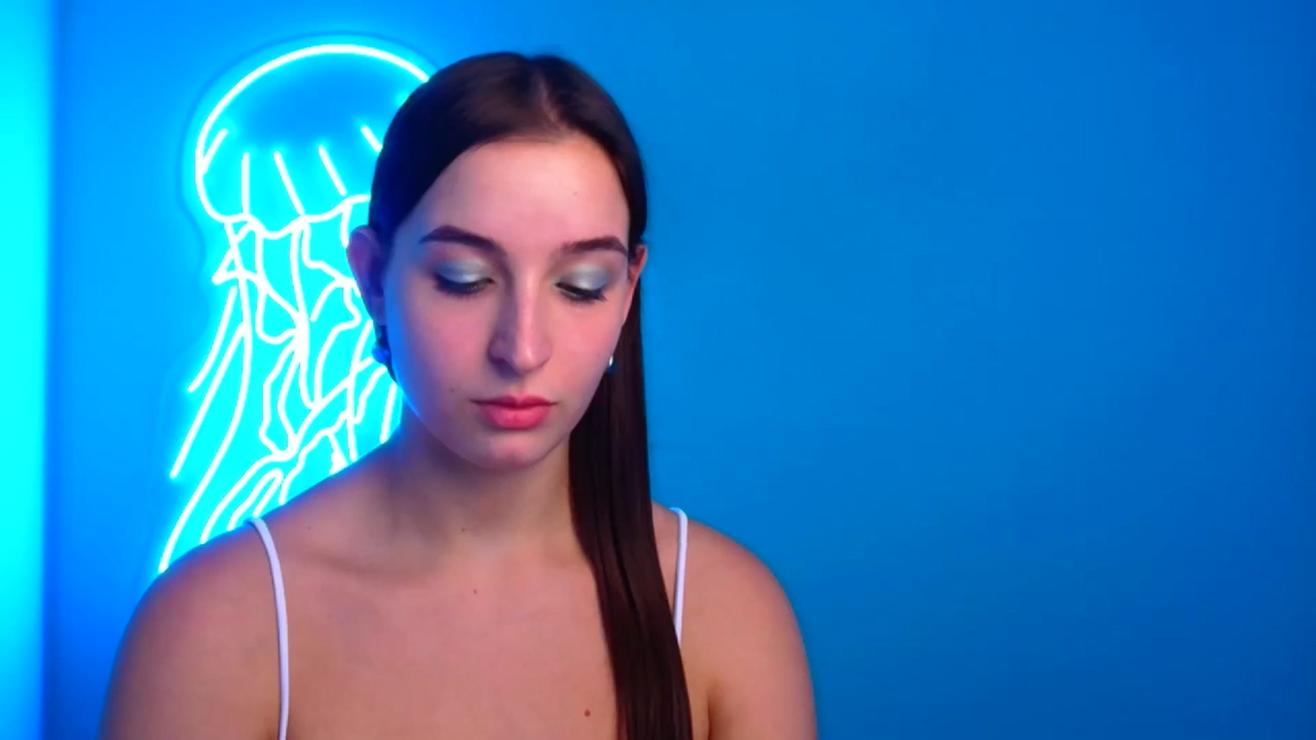 Gallery image thumbnail from Lilli_Fun's myfreecams stream on, 11/03/2024, 19:32 image 12 of 20