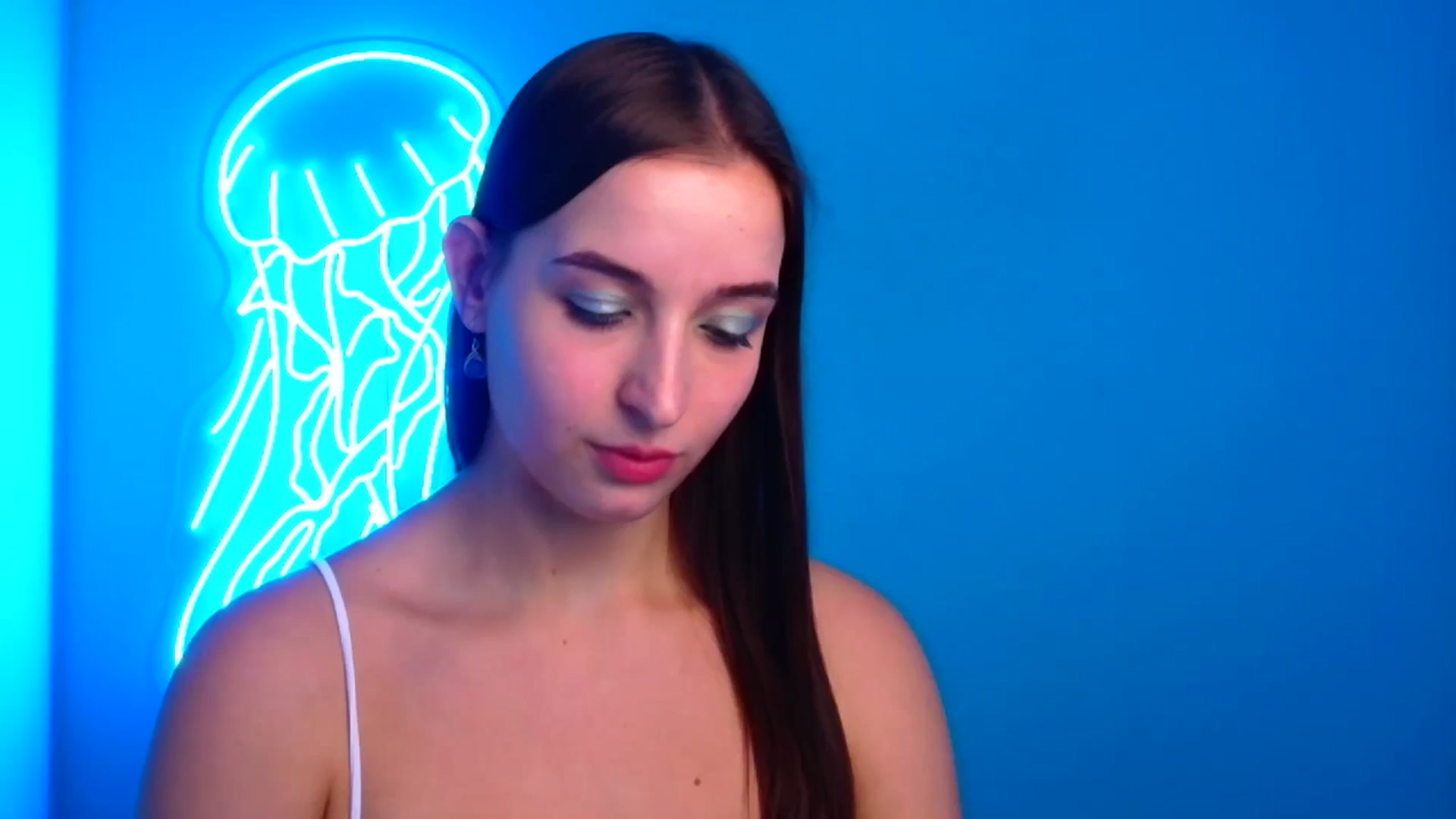 Gallery image thumbnail from Lilli_Fun's myfreecams stream on, 11/03/2024, 19:32 image 9 of 20