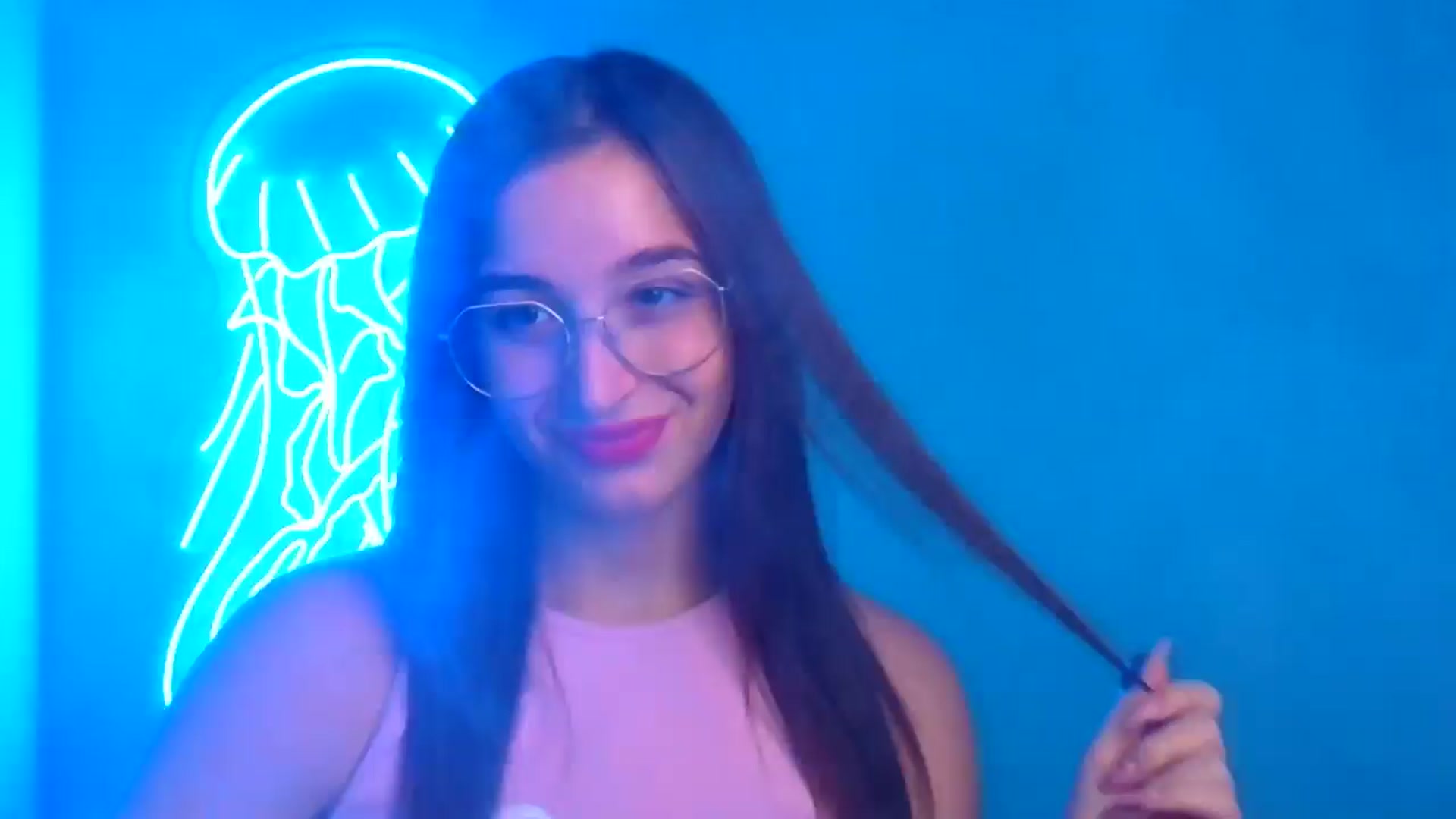 Gallery image thumbnail from Lilli_Fun's myfreecams stream on, 11/13/2024, 19:59 image 13 of 20