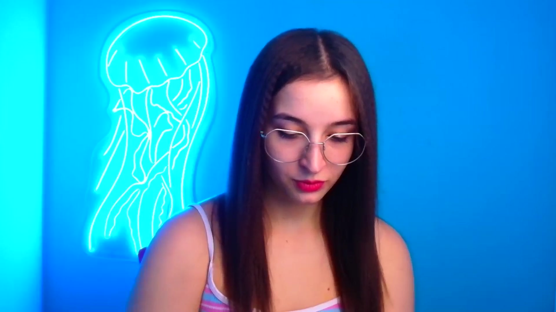 Gallery image thumbnail from Lilli_Fun's myfreecams stream on, 11/17/2024, 13:26 image 19 of 20
