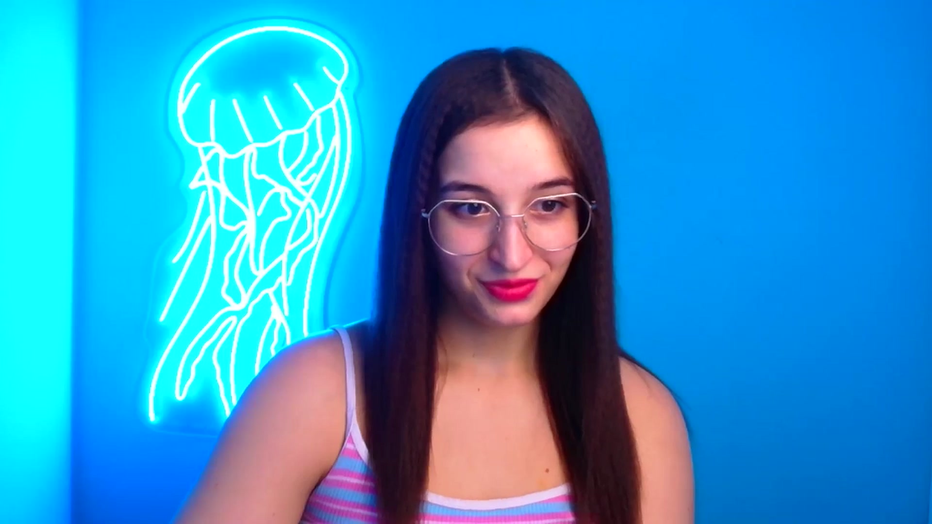 Gallery image thumbnail from Lilli_Fun's myfreecams stream on, 11/17/2024, 13:26 image 17 of 20