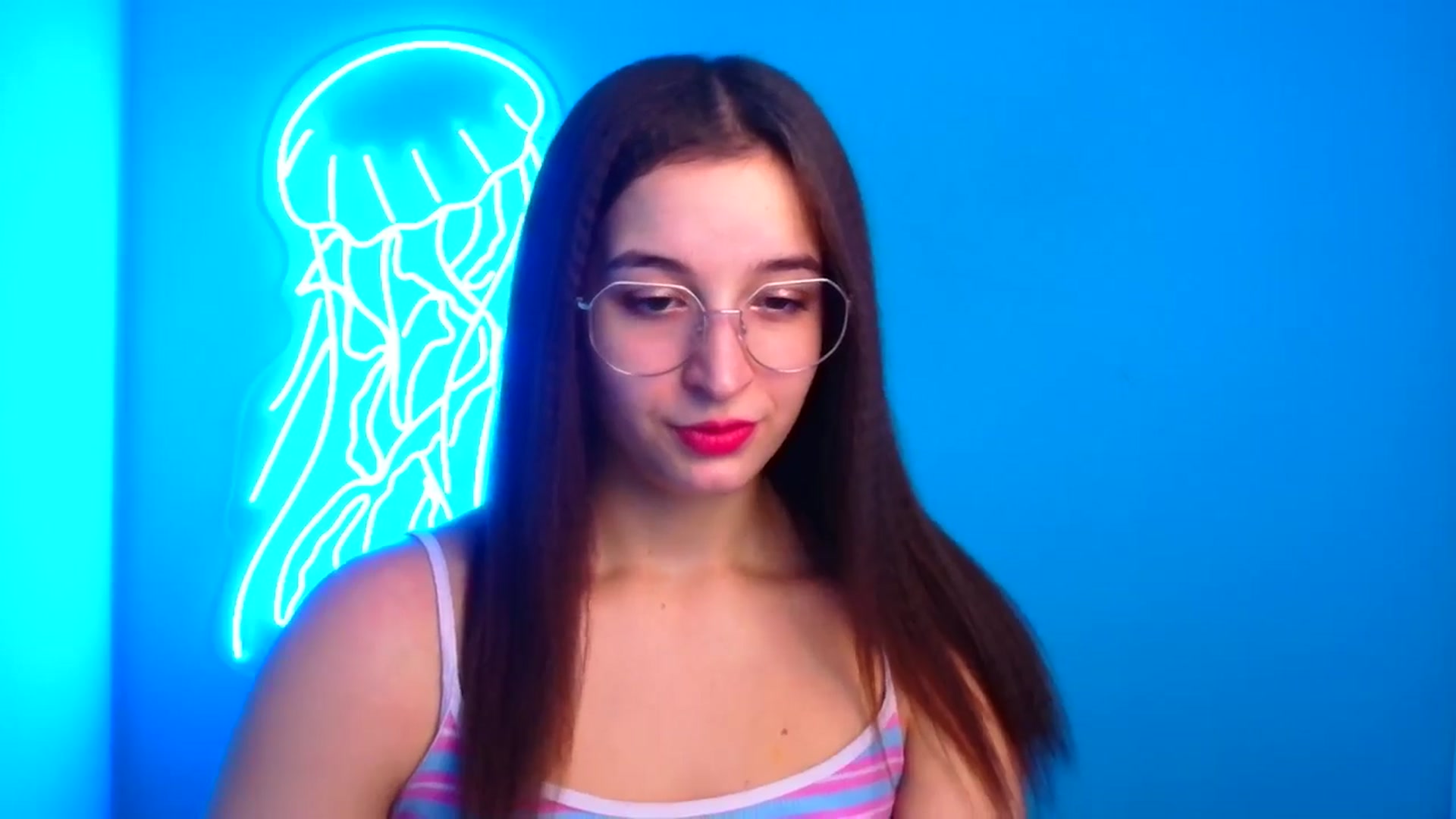 Gallery image thumbnail from Lilli_Fun's myfreecams stream on, 11/17/2024, 13:26 image 9 of 20