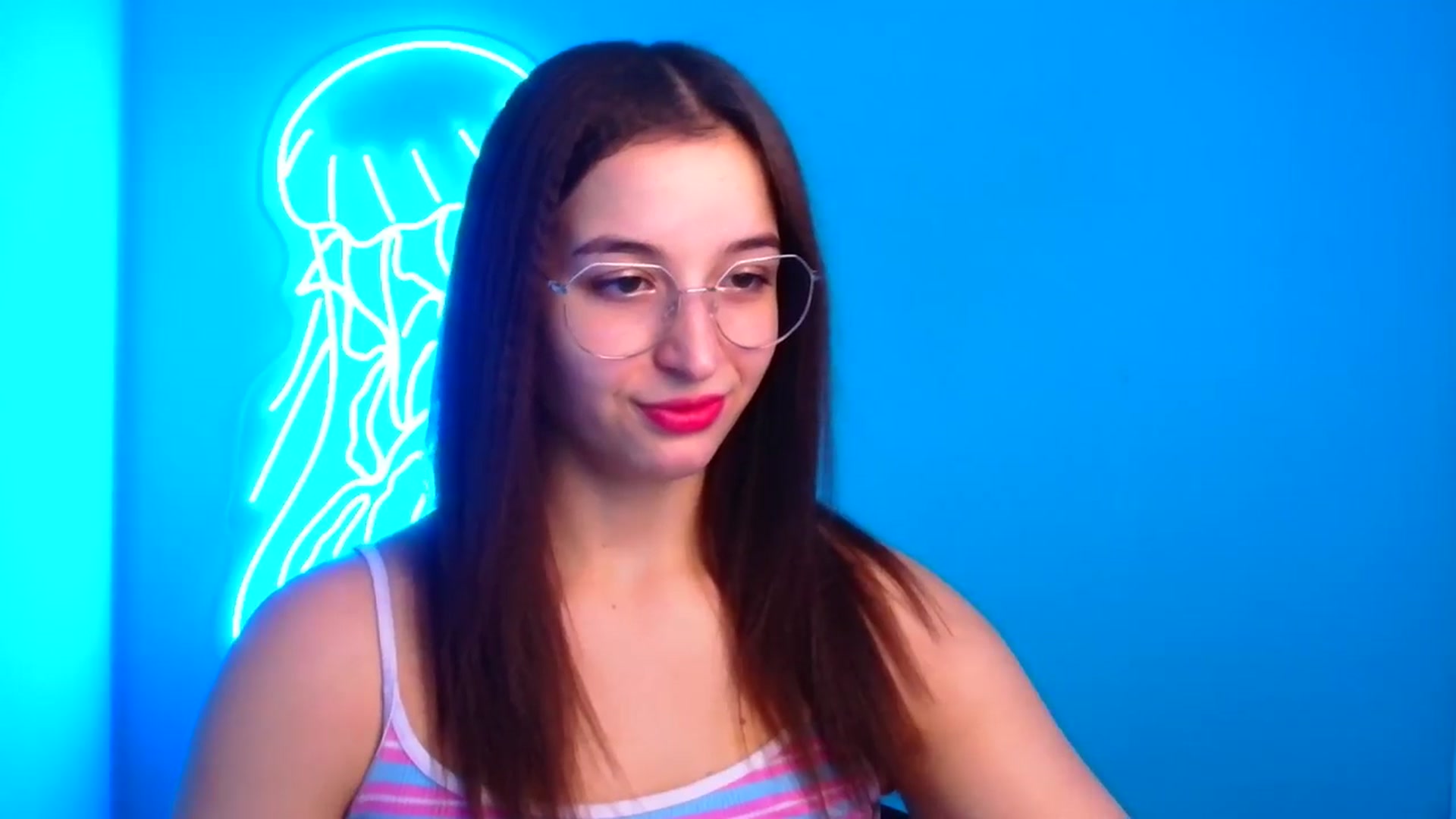 Gallery image thumbnail from Lilli_Fun's myfreecams stream on, 11/17/2024, 13:26 image 8 of 20