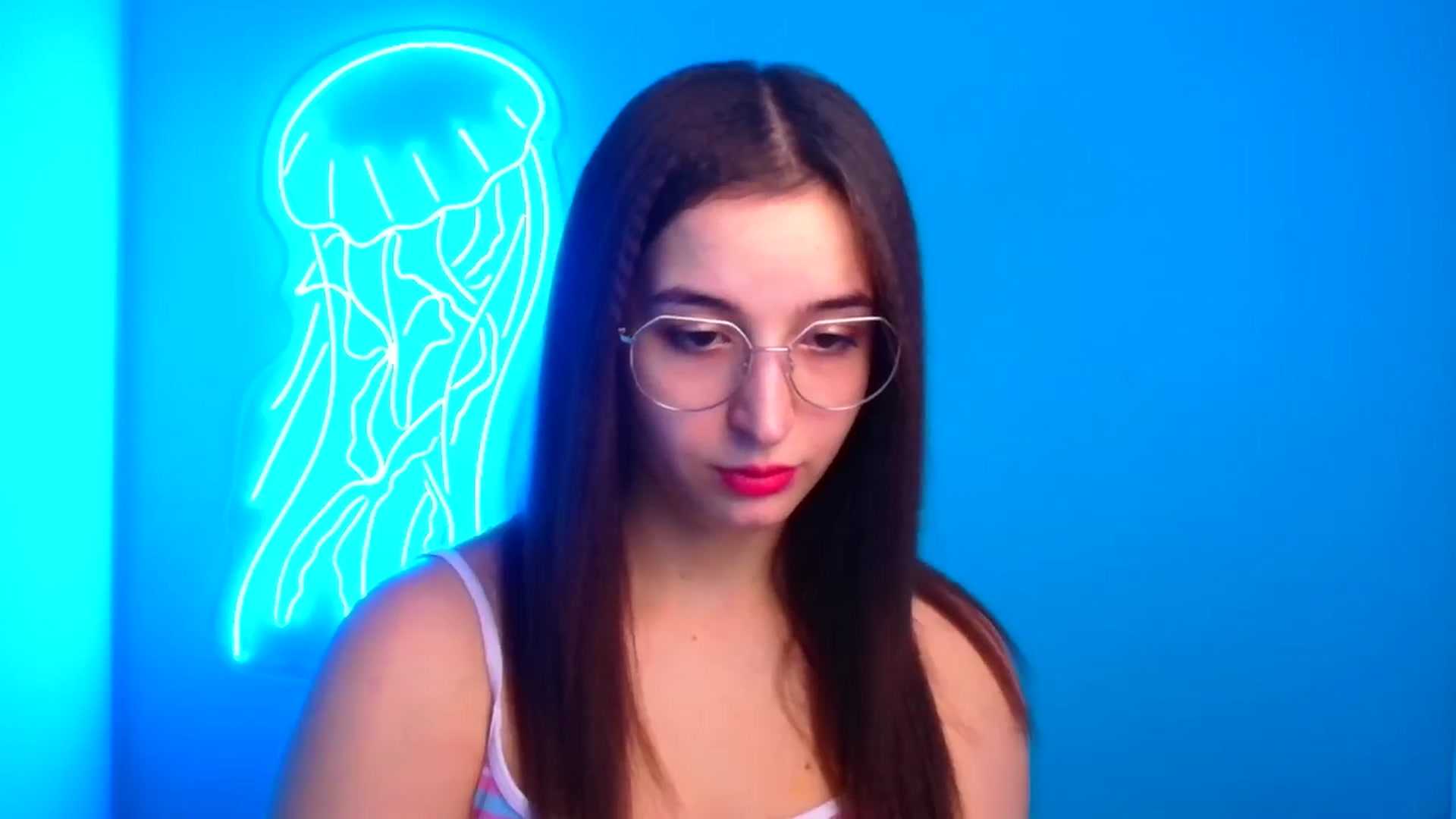 Gallery image thumbnail from Lilli_Fun's myfreecams stream on, 11/17/2024, 13:26 image 15 of 20
