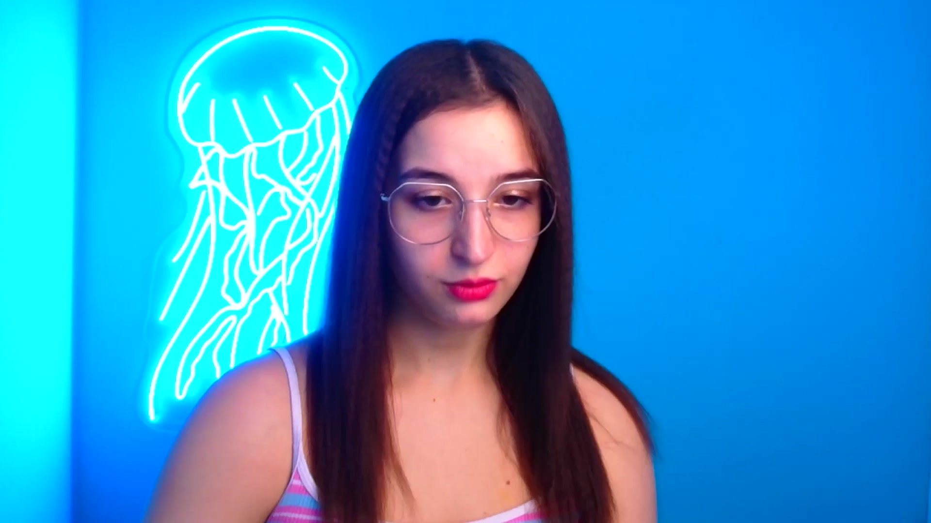 Gallery image thumbnail from Lilli_Fun's myfreecams stream on, 11/17/2024, 13:26 image 13 of 20