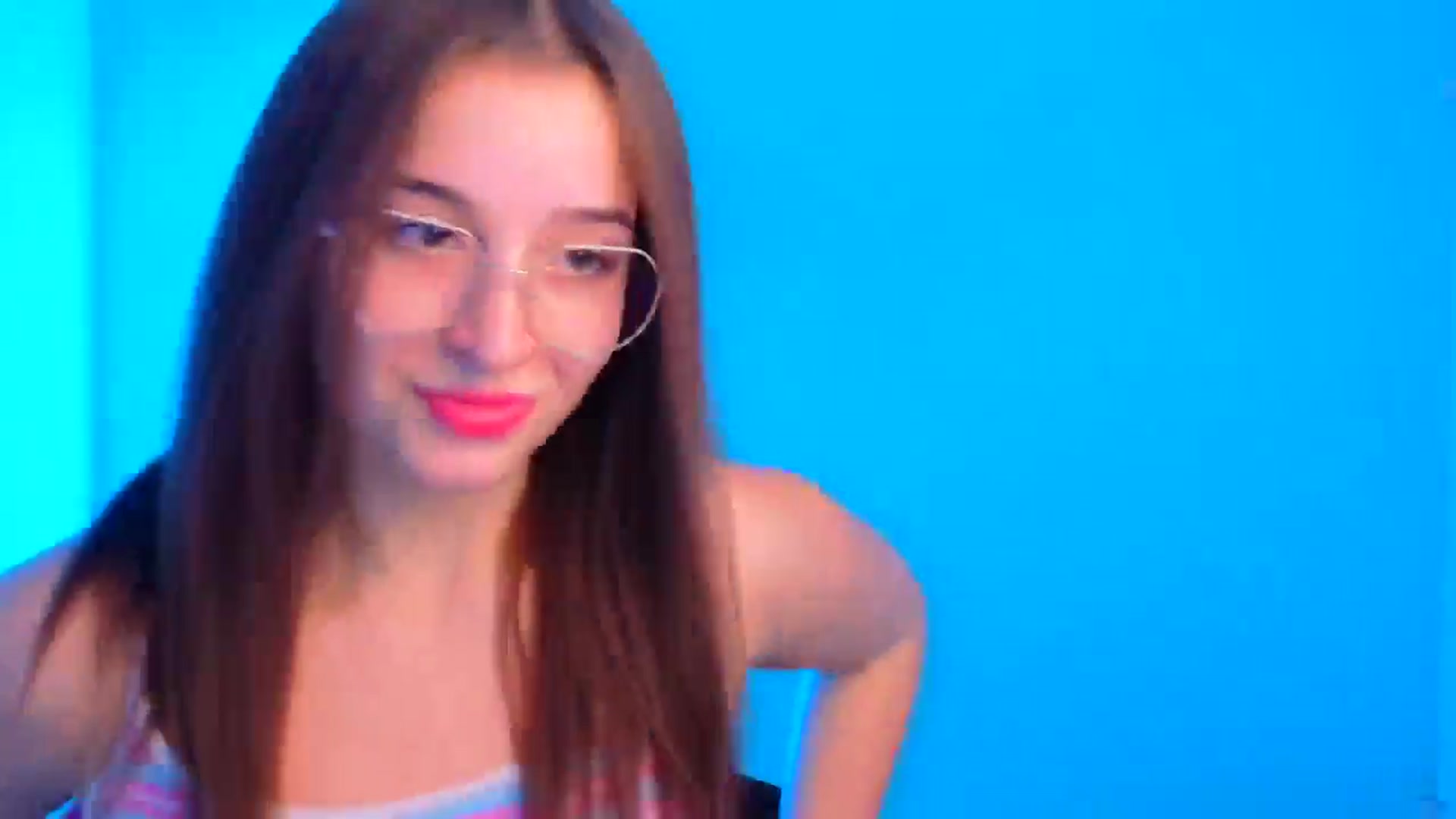 Gallery image thumbnail from Lilli_Fun's myfreecams stream on, 11/17/2024, 14:42 image 19 of 20