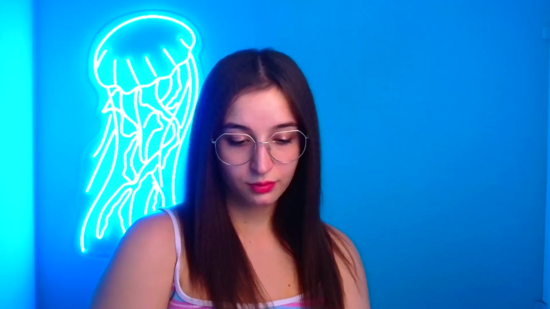 Gallery image thumbnail from Lilli_Fun's myfreecams stream on, 11/17/2024, 14:42 image 8 of 20