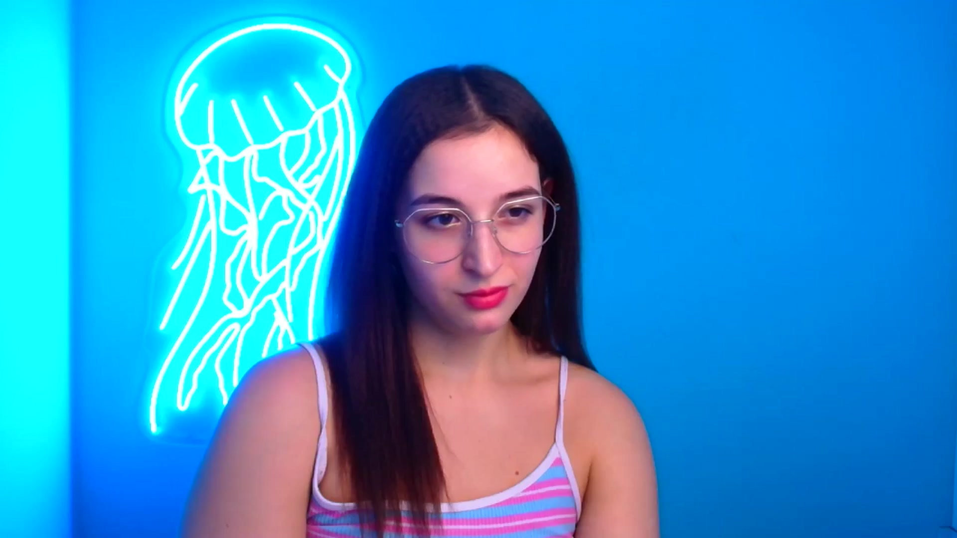 Gallery image thumbnail from Lilli_Fun's myfreecams stream on, 11/17/2024, 16:42 image 19 of 20