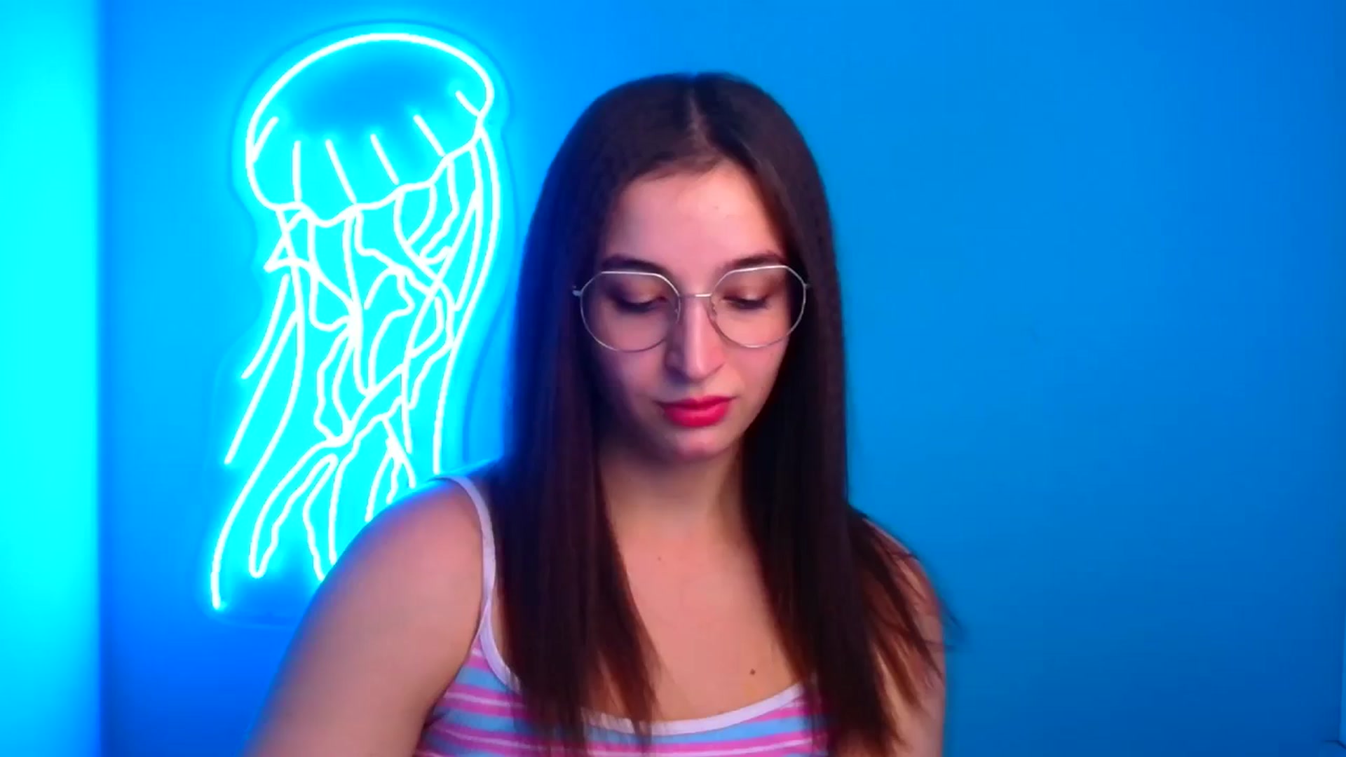 Gallery image thumbnail from Lilli_Fun's myfreecams stream on, 11/17/2024, 16:42 image 1 of 20