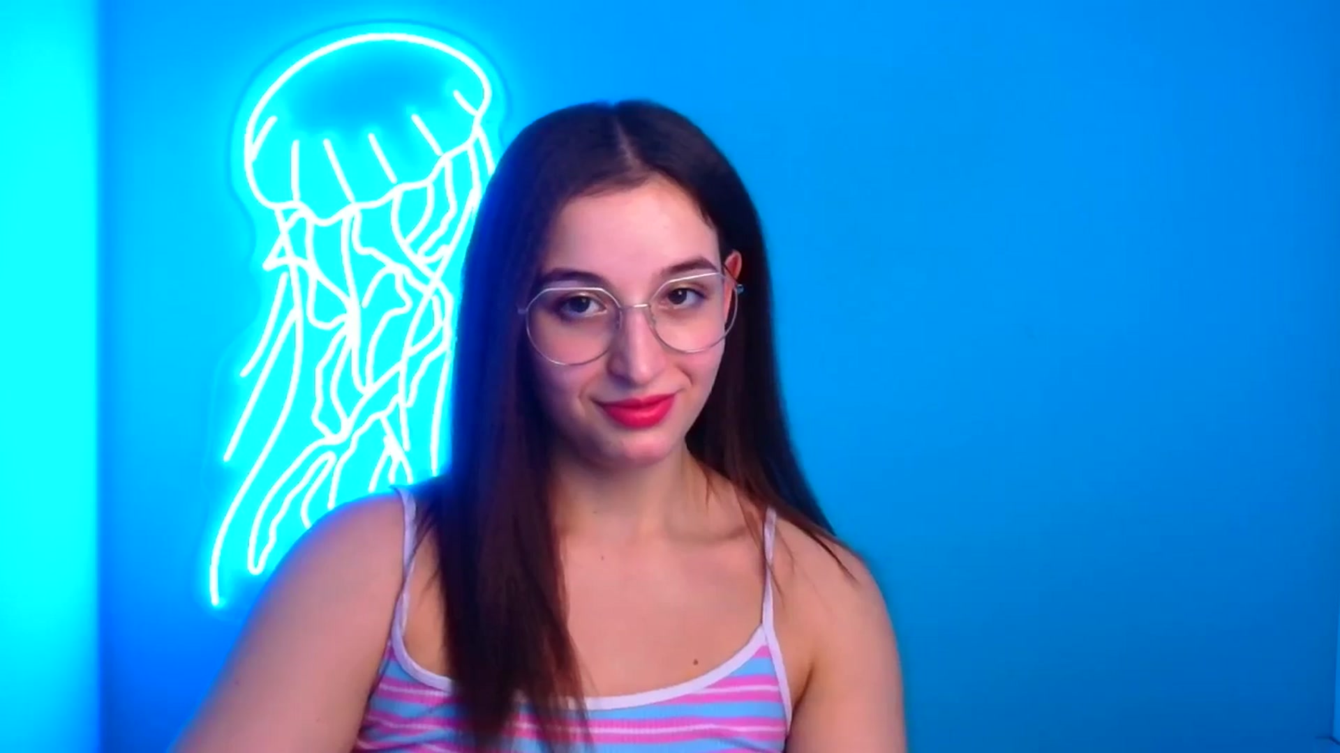 Gallery image thumbnail from Lilli_Fun's myfreecams stream on, 11/17/2024, 16:42 image 14 of 20
