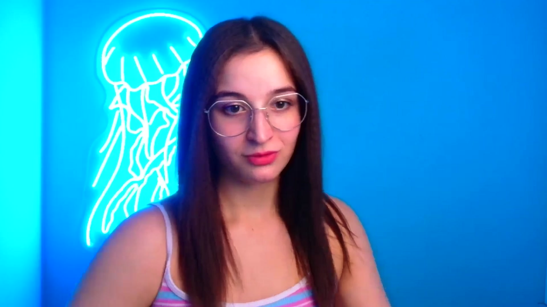 Gallery image thumbnail from Lilli_Fun's myfreecams stream on, 11/17/2024, 19:56 image 2 of 20