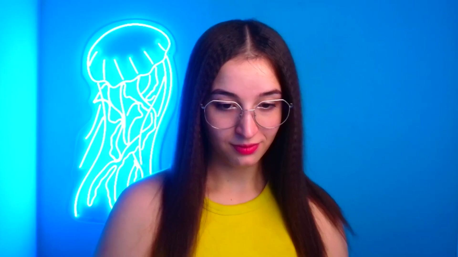 Gallery image thumbnail from Lilli_Fun's myfreecams stream on, 11/18/2024, 07:12 image 8 of 20
