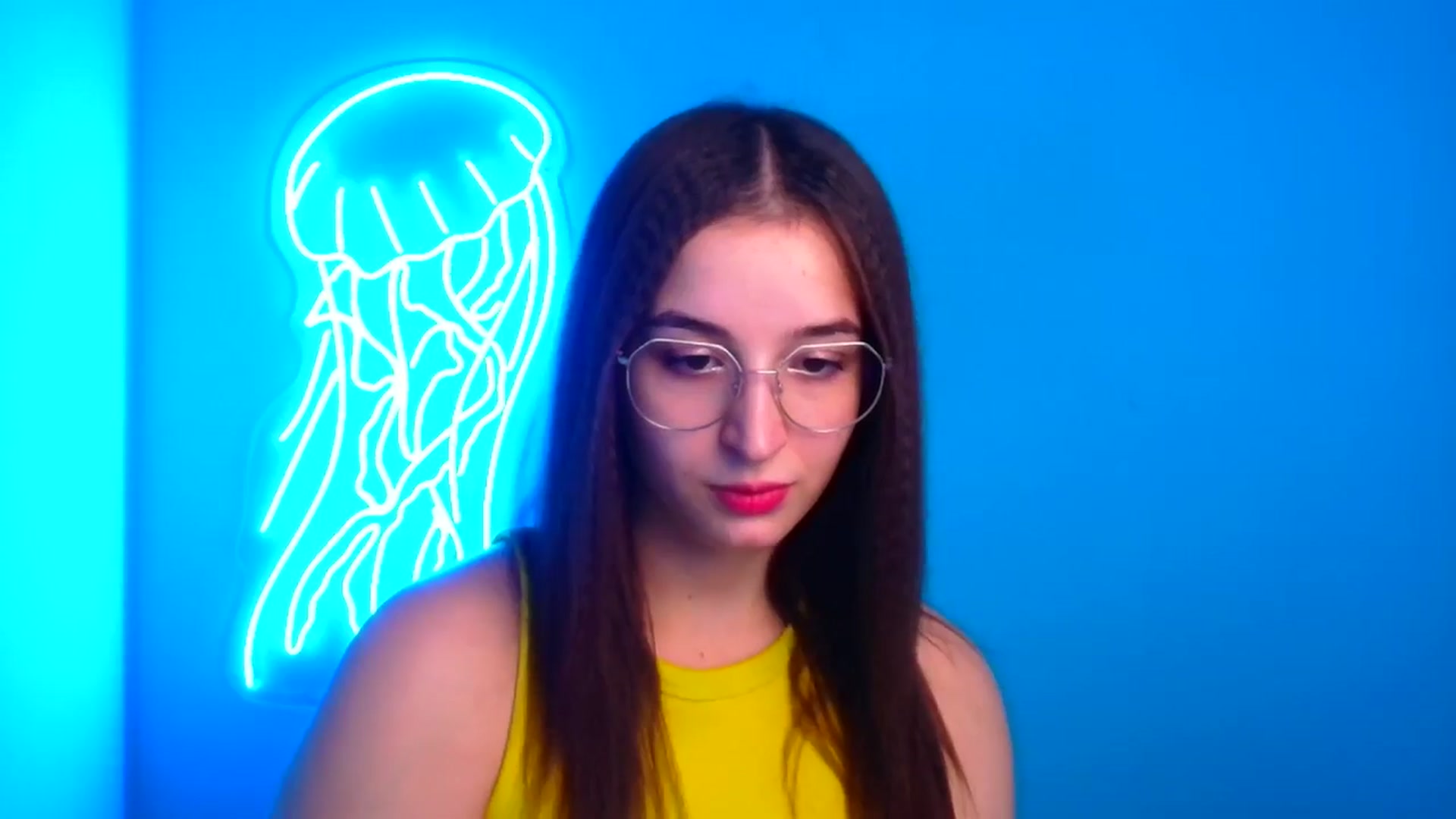 Gallery image thumbnail from Lilli_Fun's myfreecams stream on, 11/18/2024, 08:21 image 20 of 20