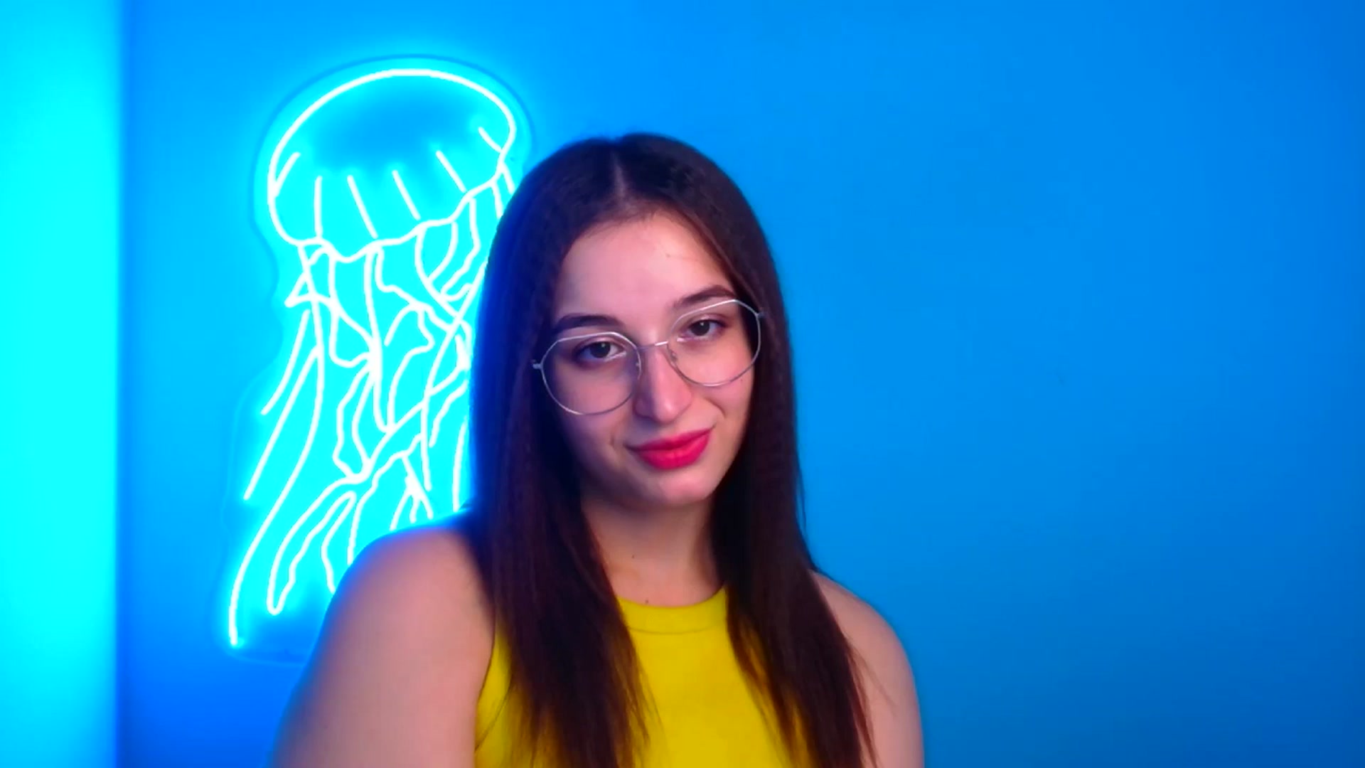 Gallery image thumbnail from Lilli_Fun's myfreecams stream on, 11/18/2024, 08:21 image 16 of 20