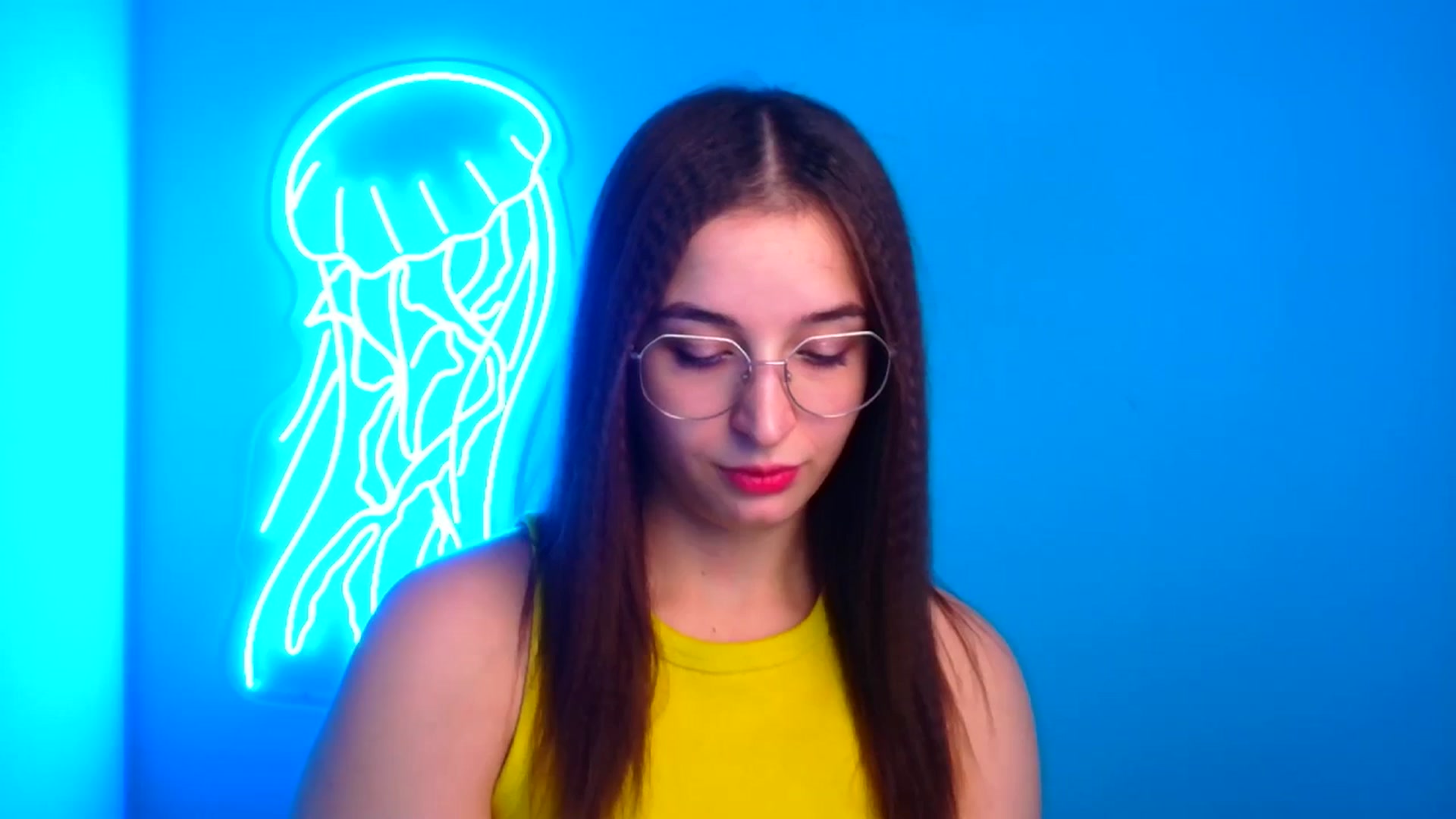 Gallery image thumbnail from Lilli_Fun's myfreecams stream on, 11/18/2024, 08:21 image 7 of 20