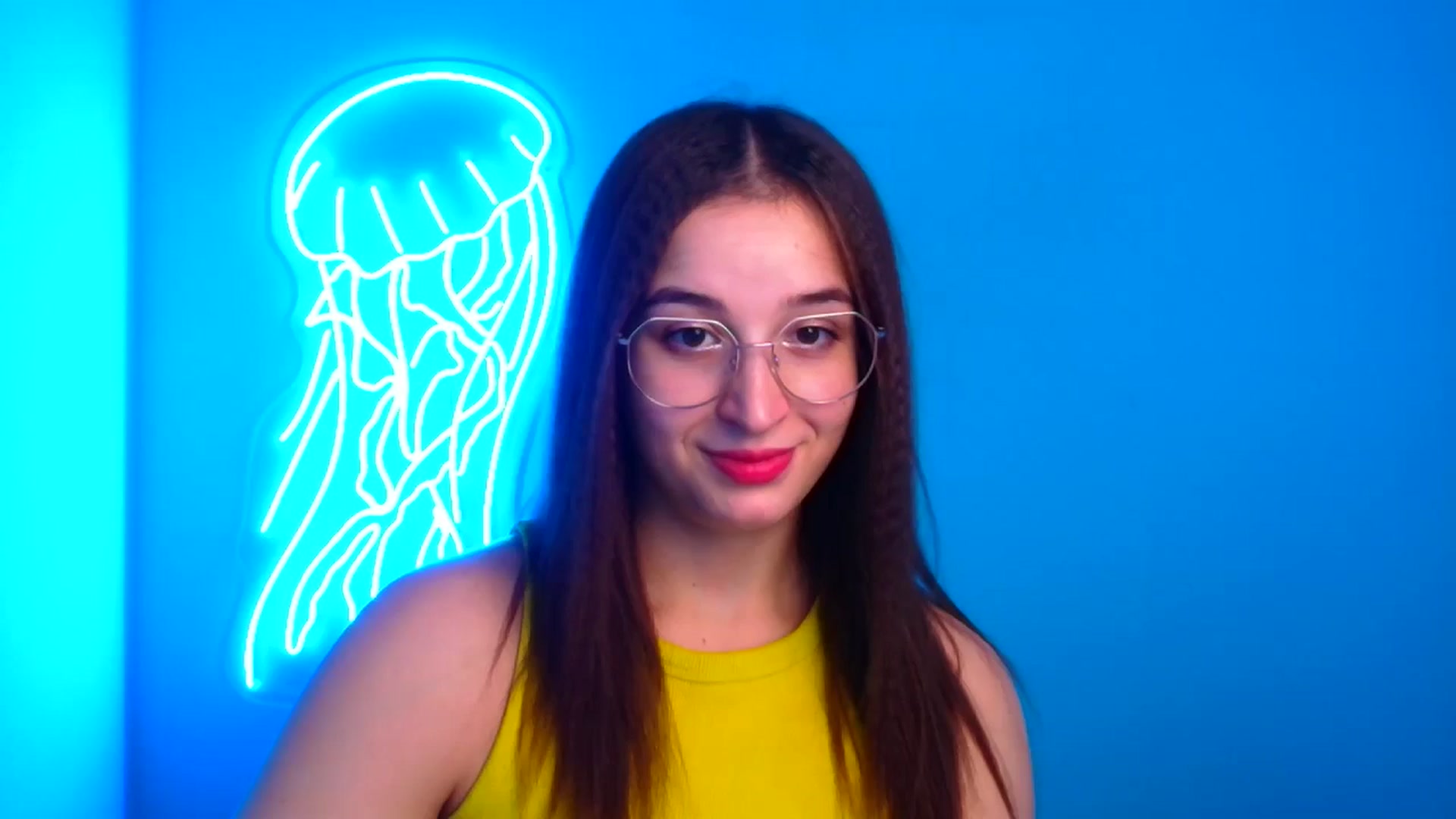Gallery image thumbnail from Lilli_Fun's myfreecams stream on, 11/18/2024, 08:21 image 11 of 20